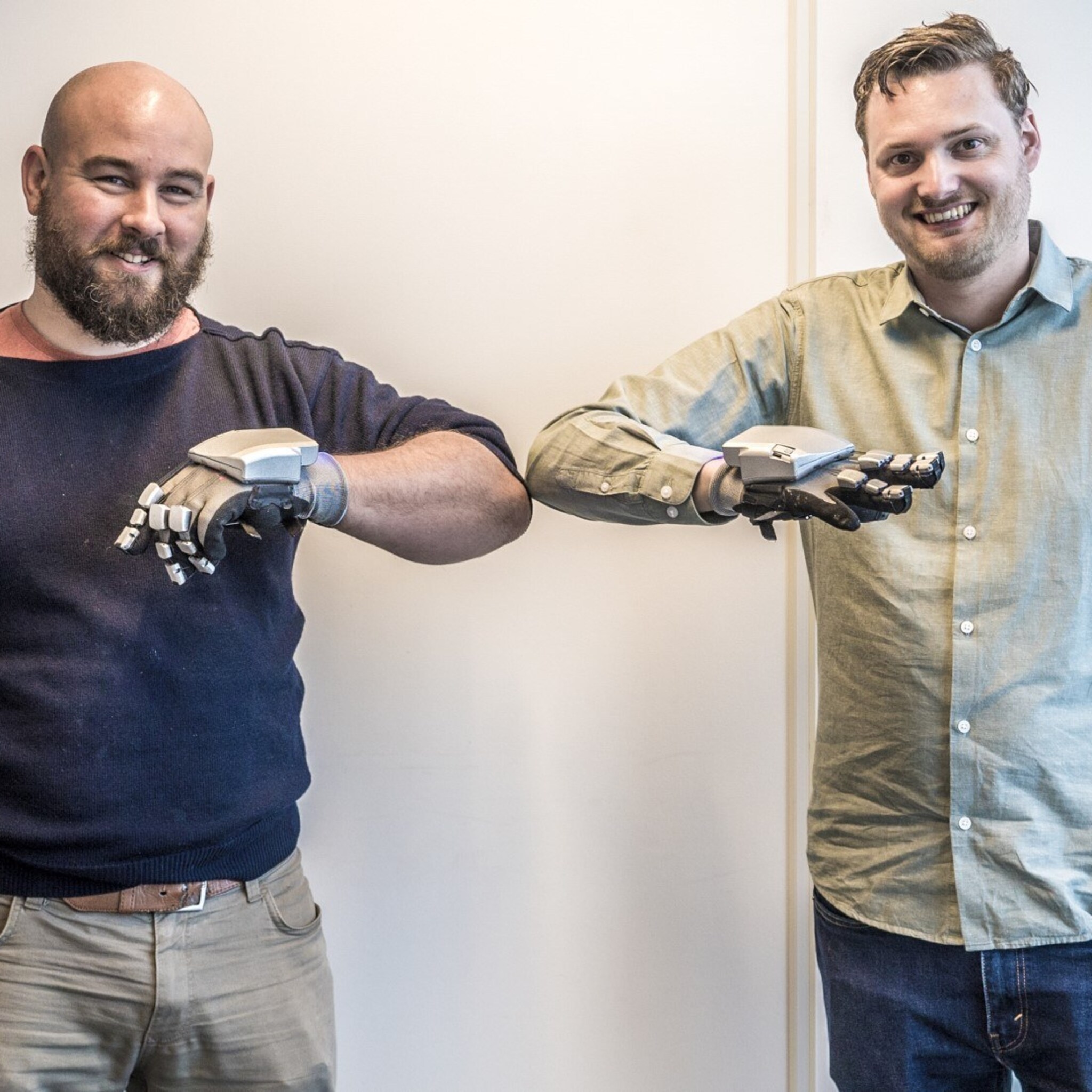 de voelende robothand van senseglove een revolutionaire ontwikkeling in vr