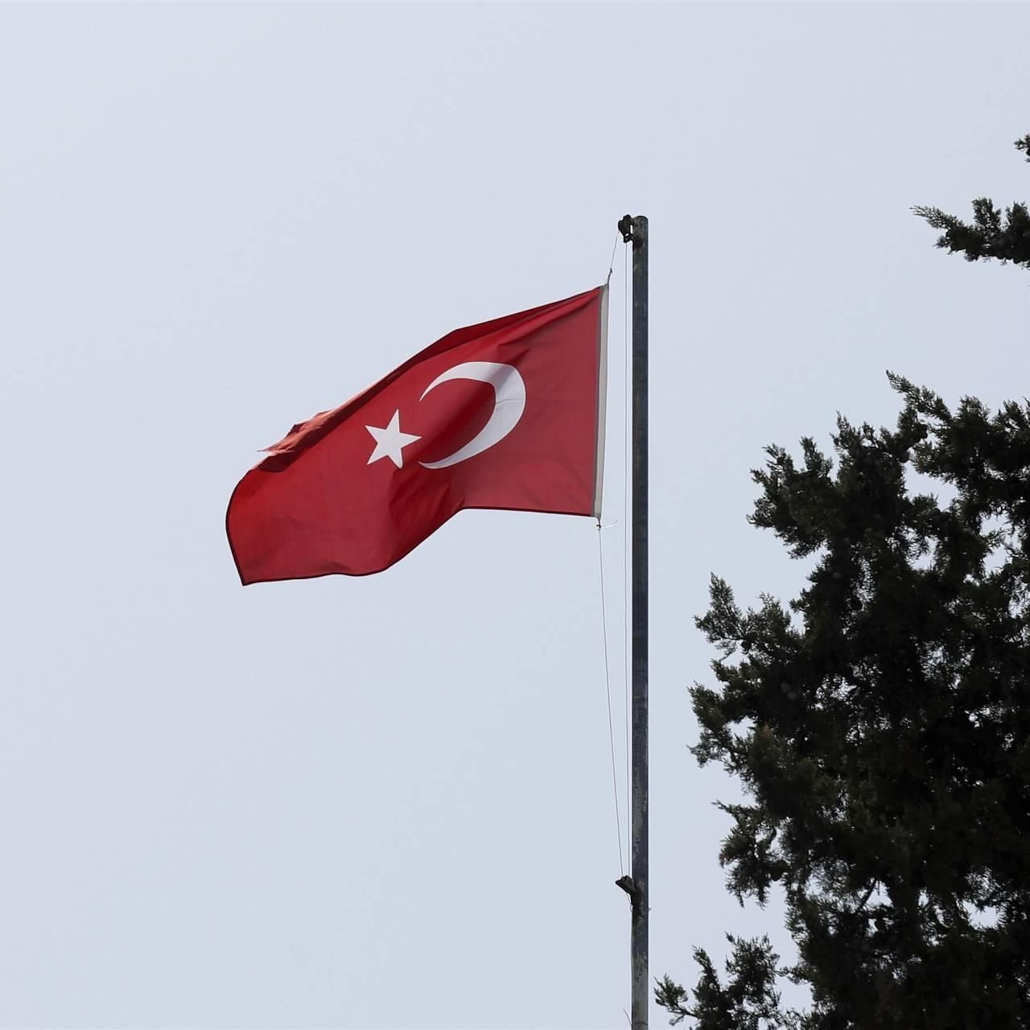 bloomberg turkije wil na beving gesloten olieterminal weer open