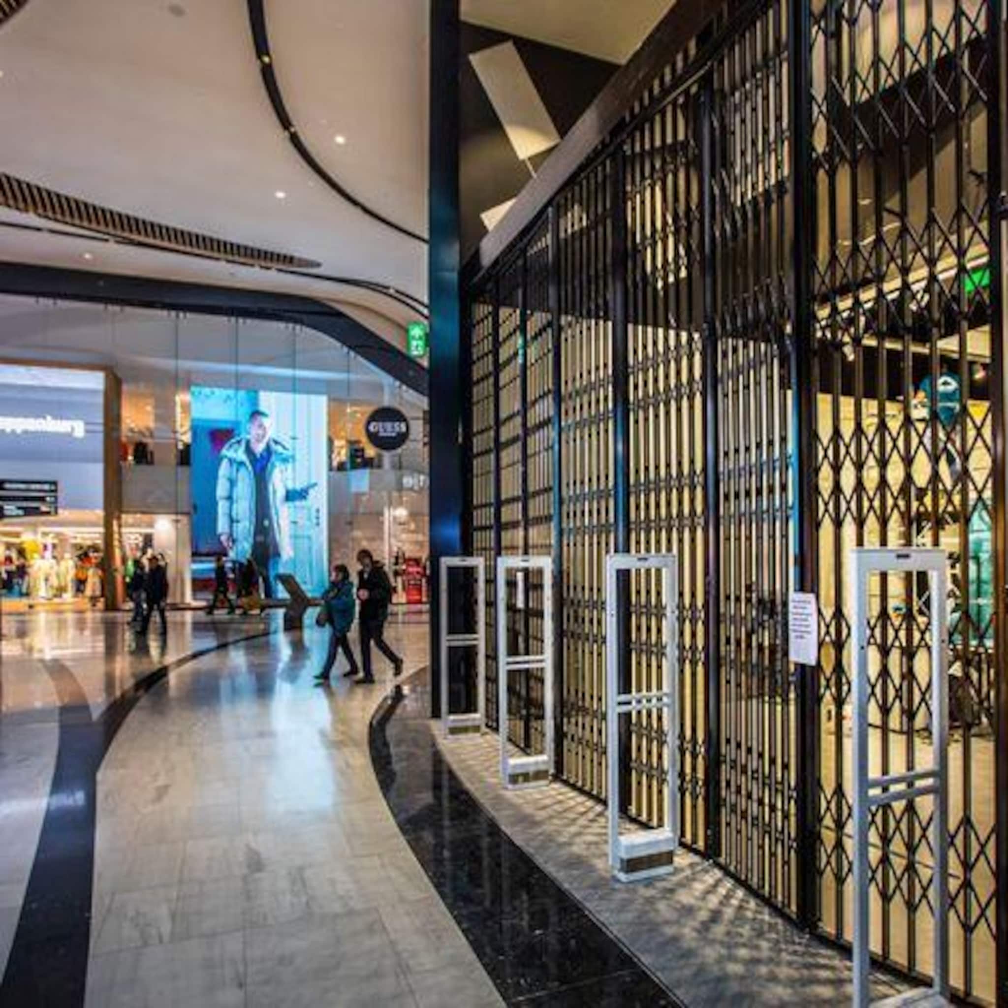 flinke huurverhoging ondernemers vertrekken uit westfield mall of the netherlands