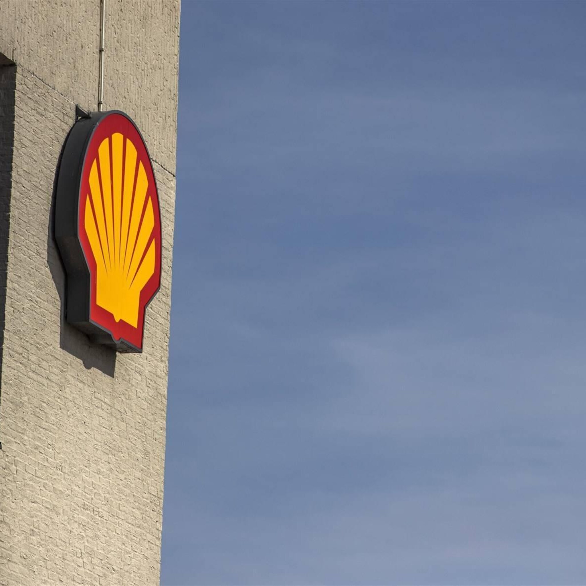 economen niemand investeert zoveel in duurzame energie als shell