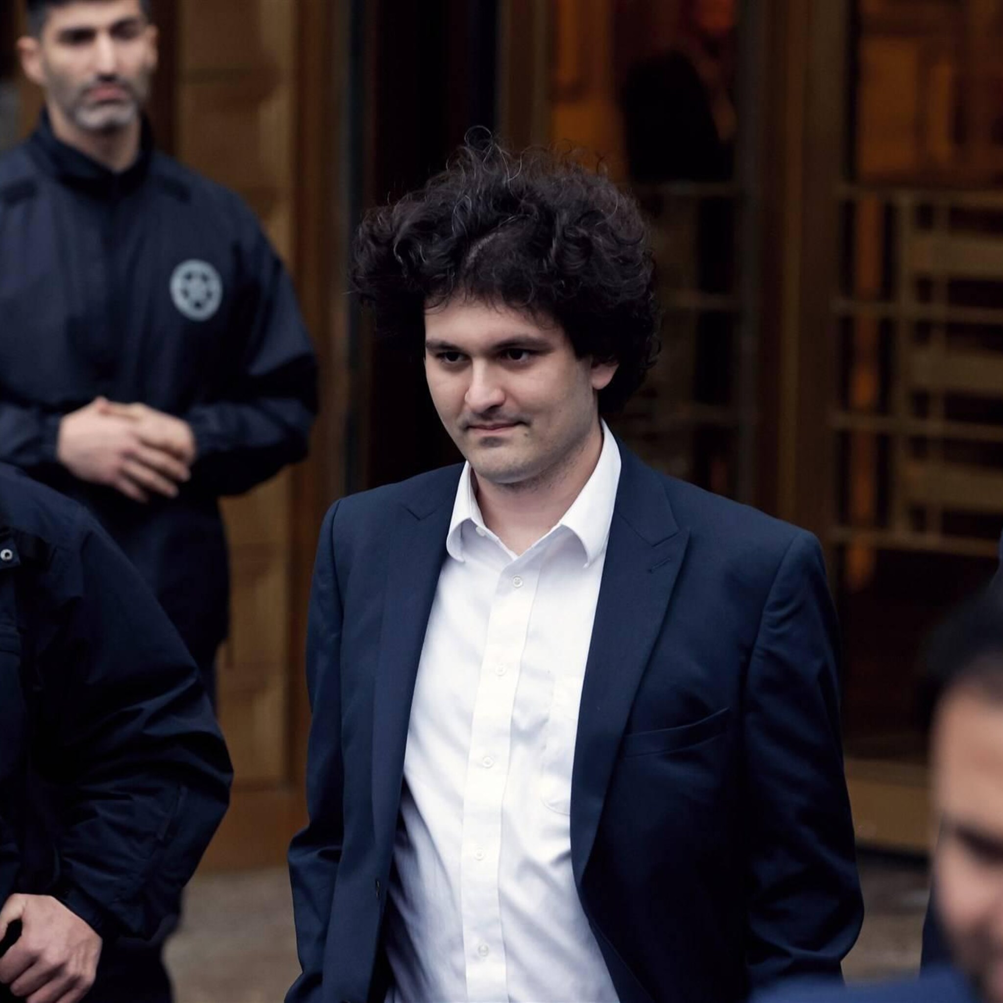 ftx oprichter bankman fried mag niet praten met oud werknemers