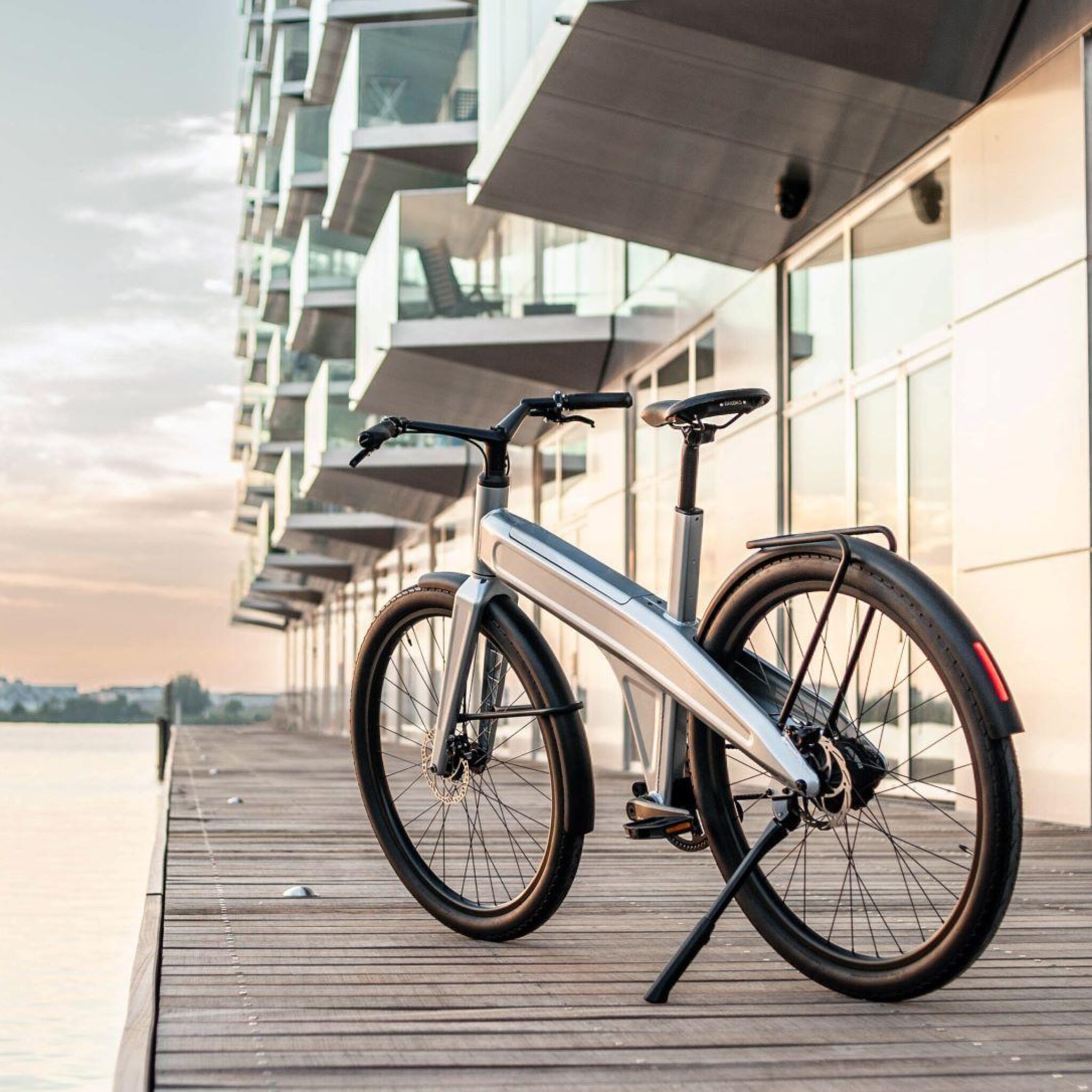 e bikemerk mokumono zet techniek tesla in voor voorvorken en sturen
