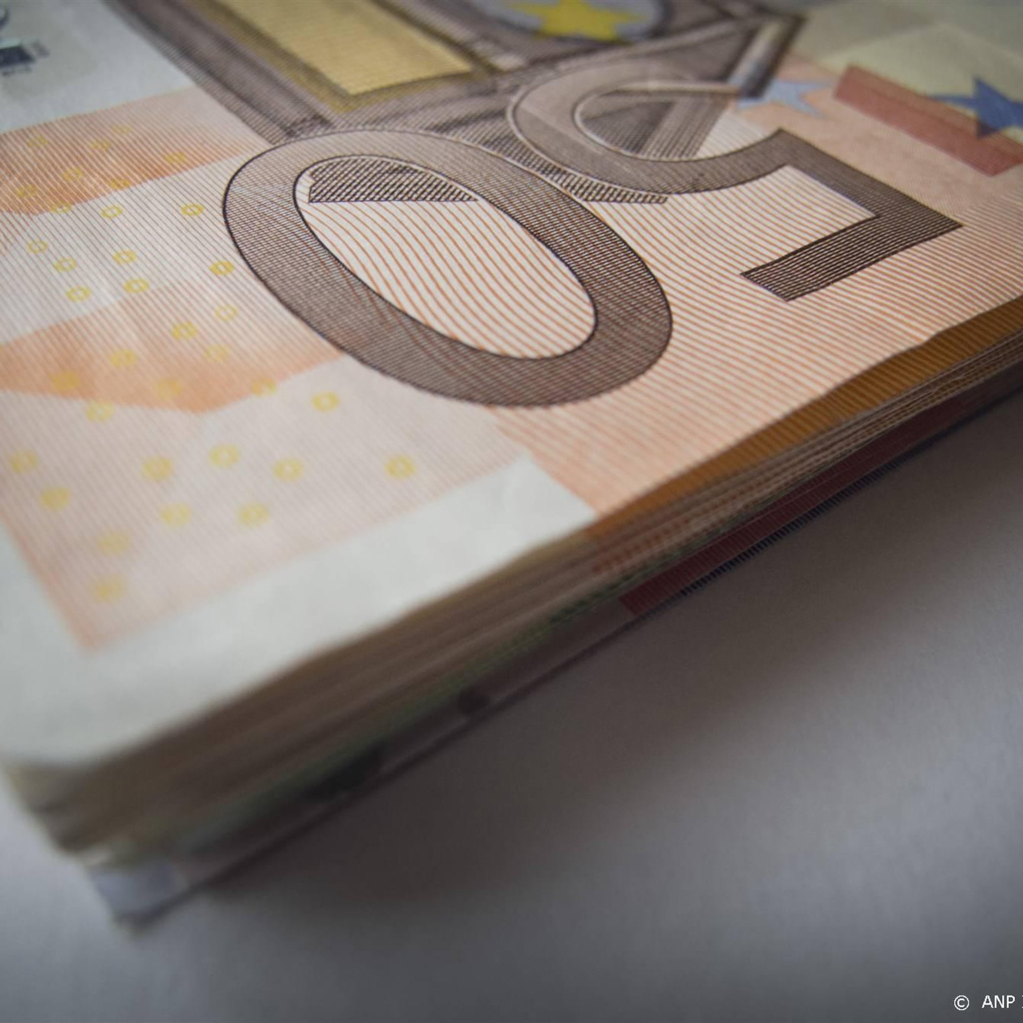 geld nl spaarders ruim 35 miljard euro armer door hoge inflatie
