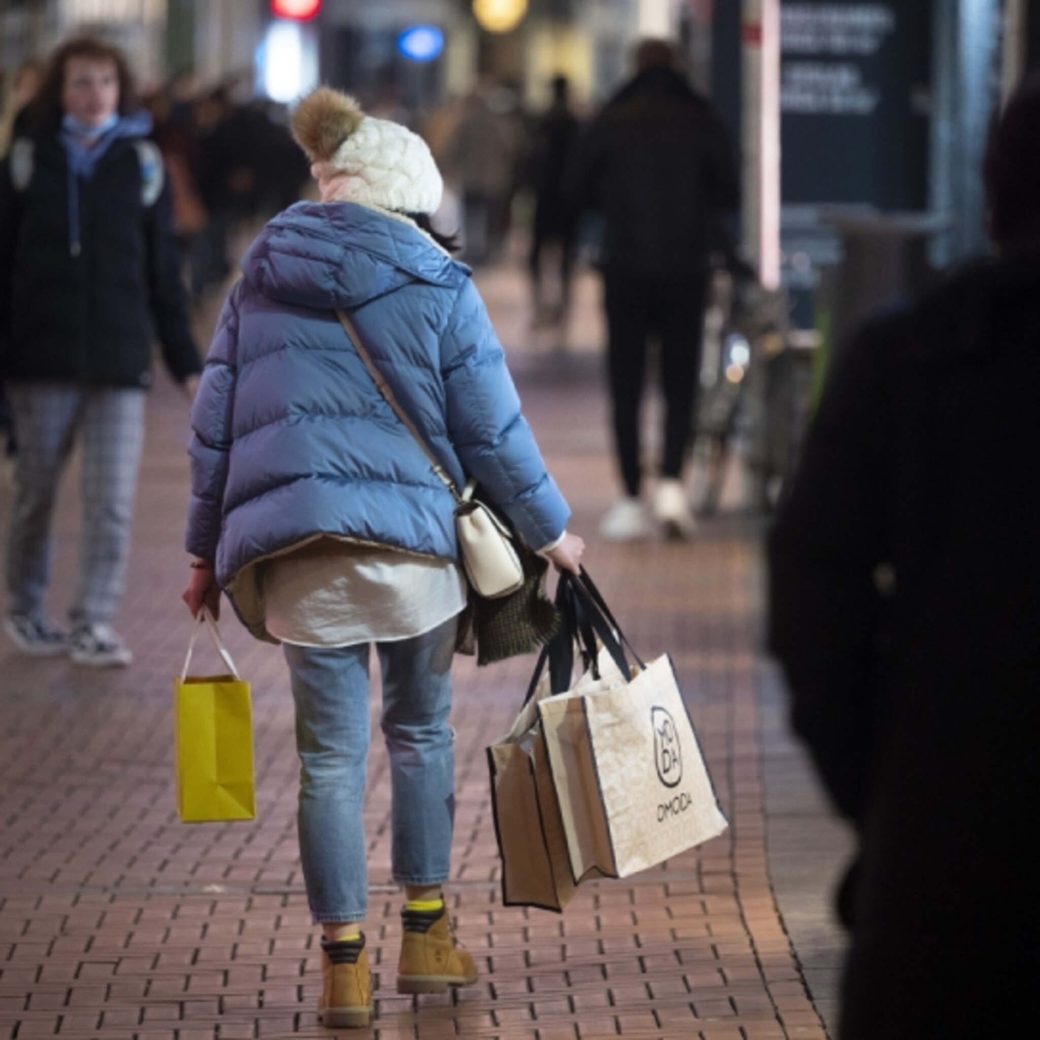 heeft de koopavond nog toekomst deze stad stopt er in ieder geval mee