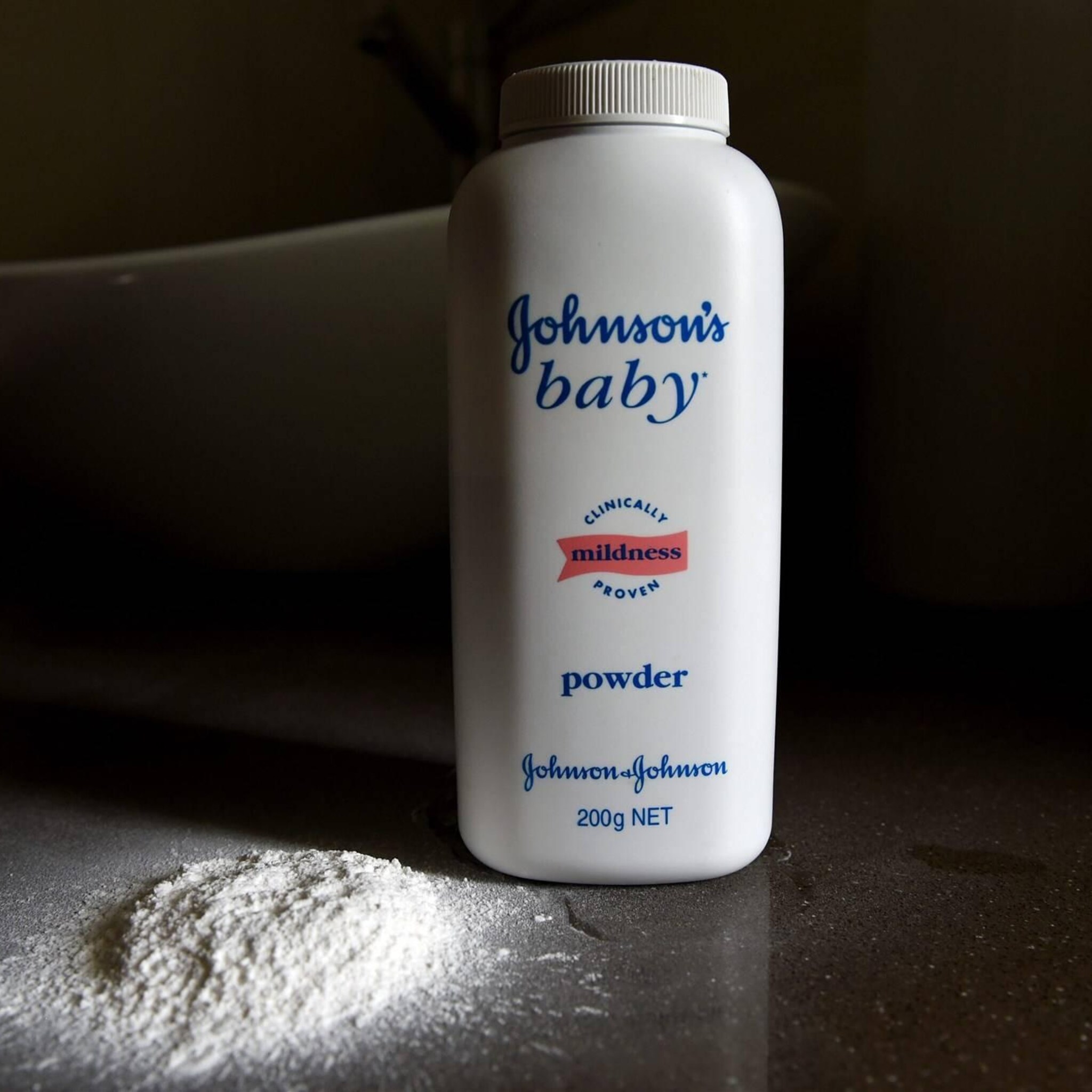 j en j ontkomt niet aan rechtszaken over babypoeder via faillissement