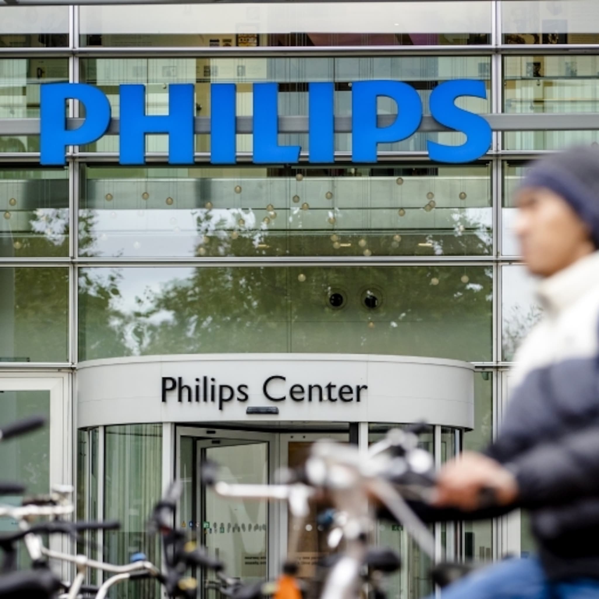 philips wil banen schrappen alleen al in nederland ruim duizend