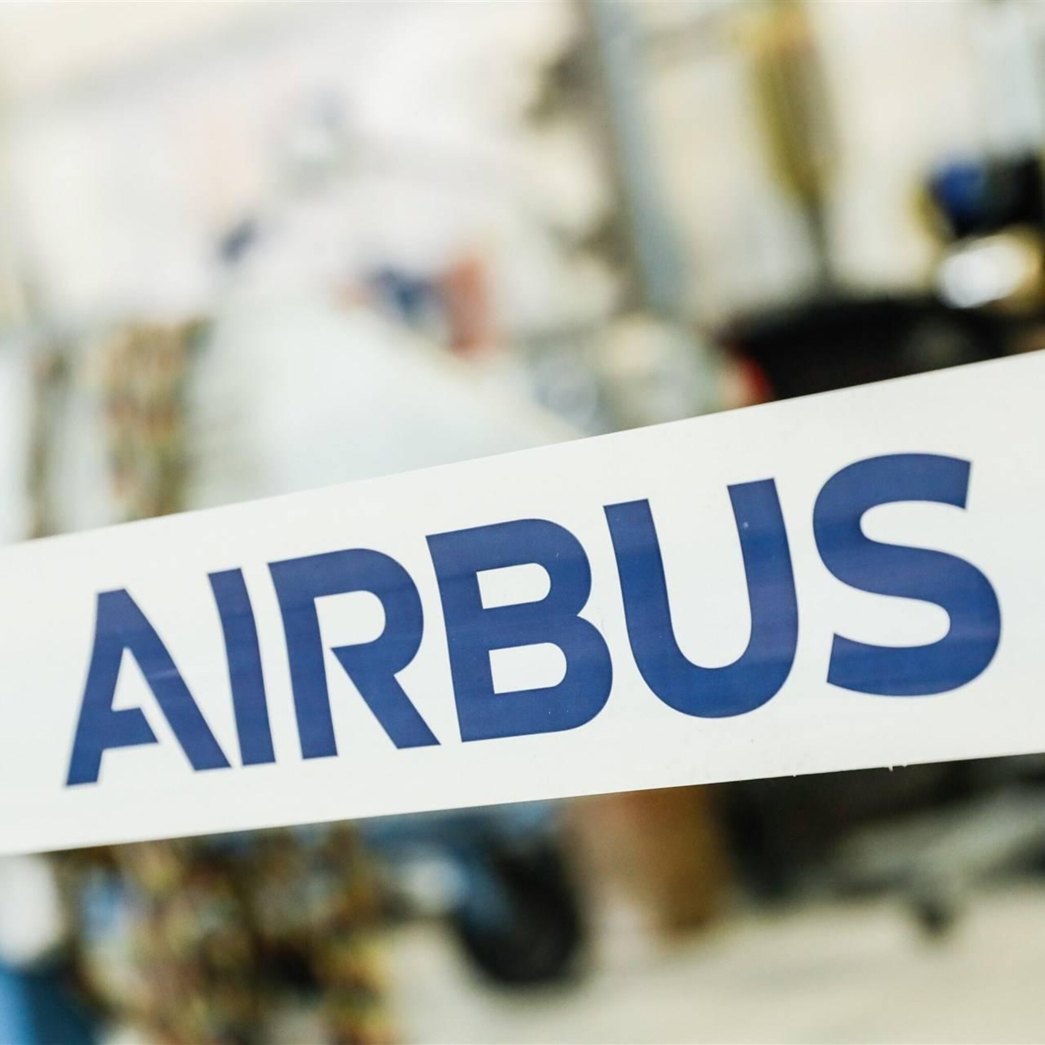 airbus wil dit jaar 13 000 extra werknemers tegen personeelstekort