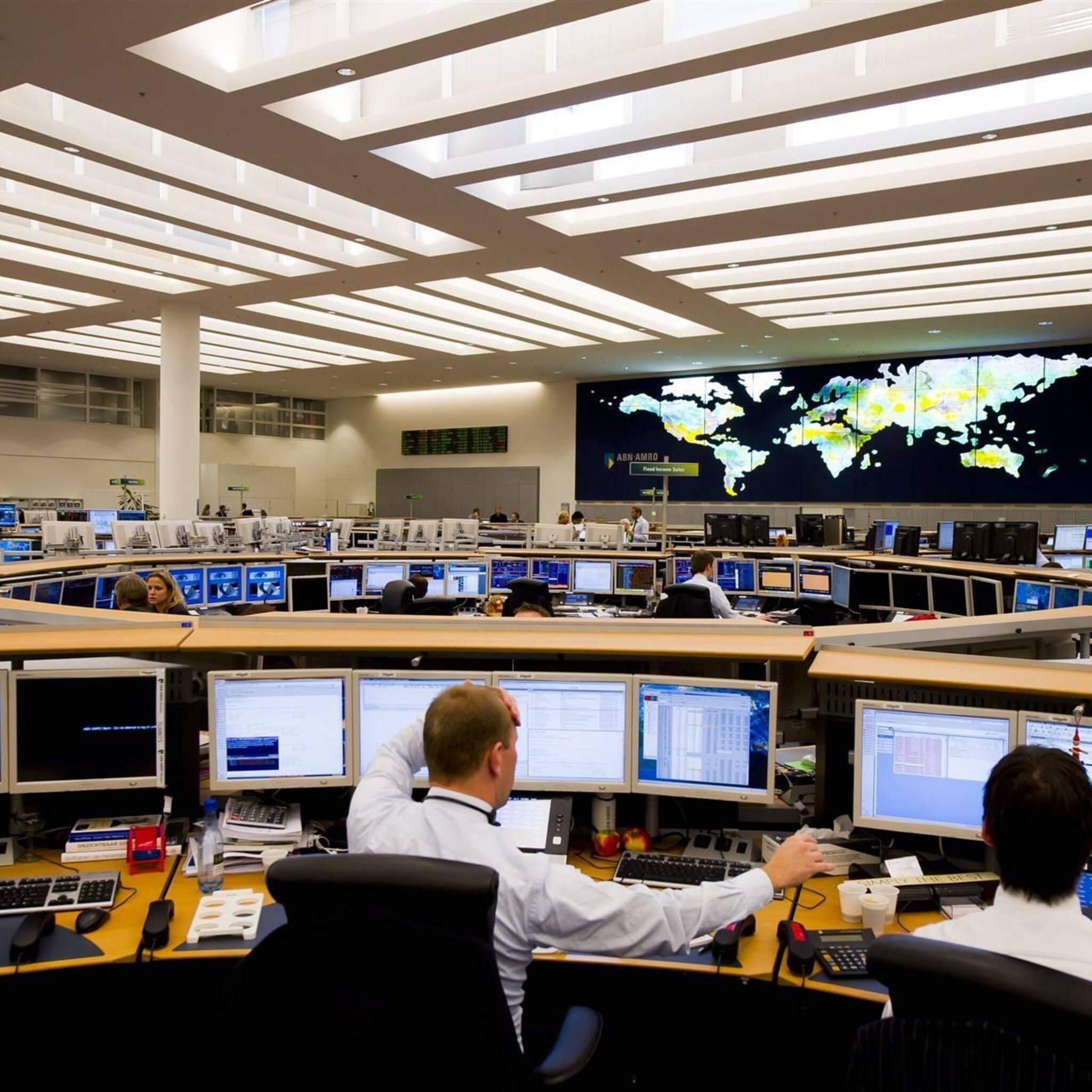 geld van banken voor energiesector gaat vooral naar fossiel