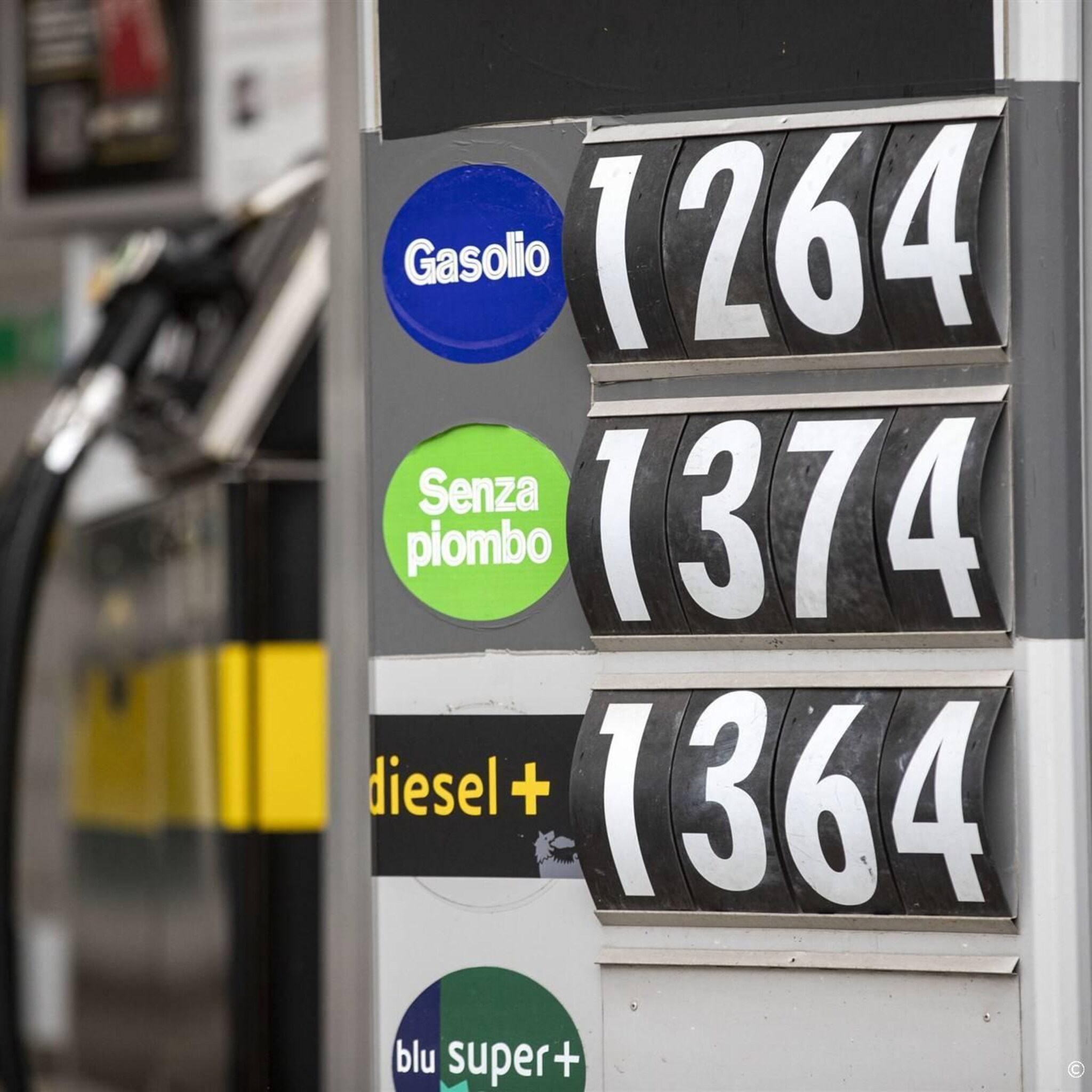 tankstations italie uit protest tegen regering twee dagen dicht