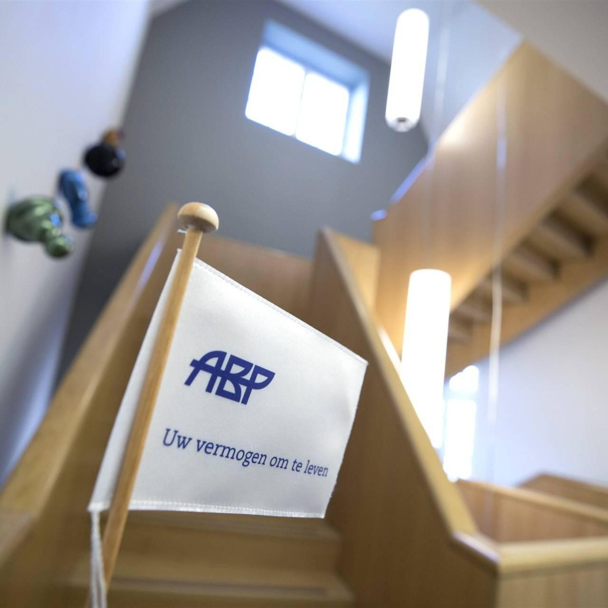 abp banken moeten meer doen voor klimaat