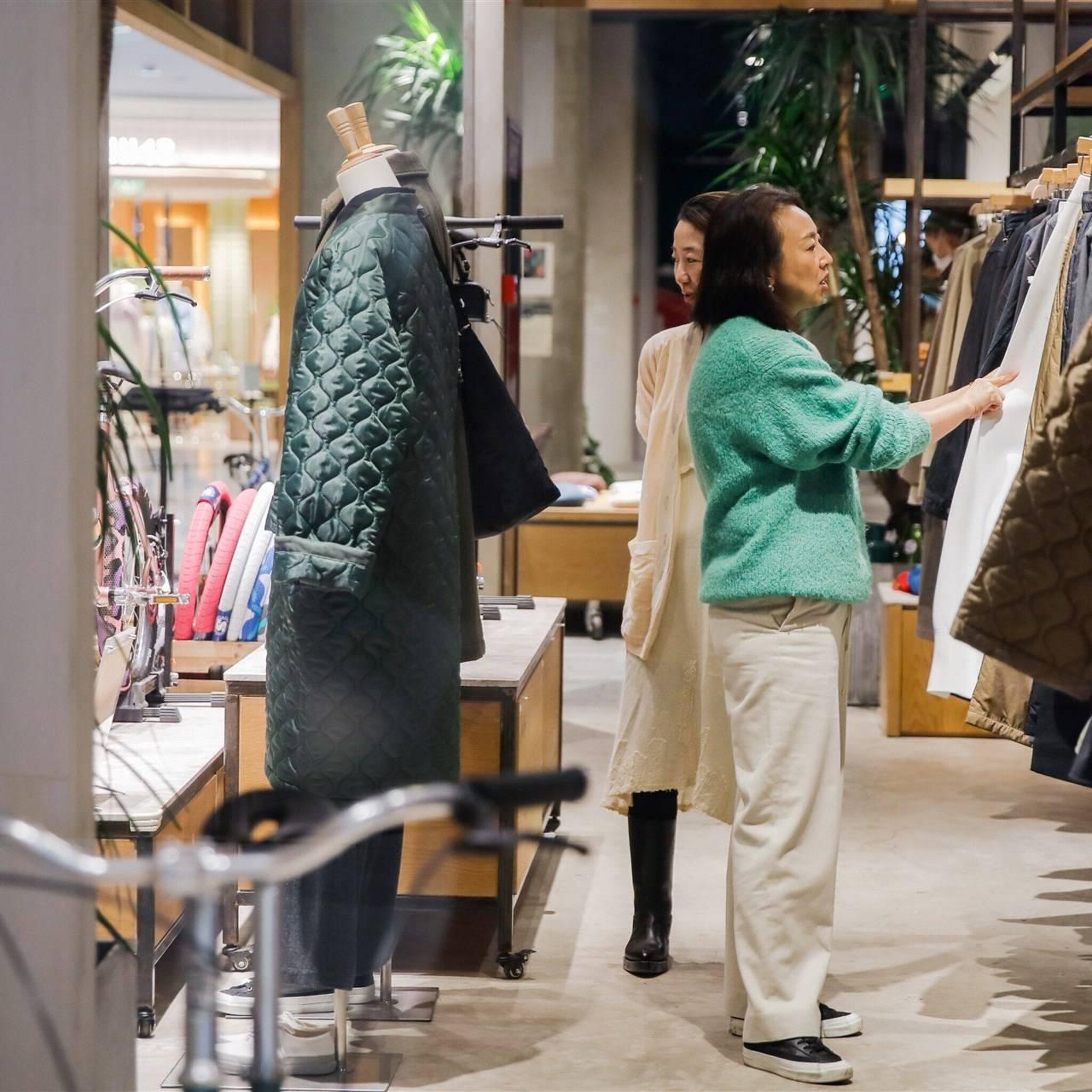 europese consumenten deze maand weer wat positiever