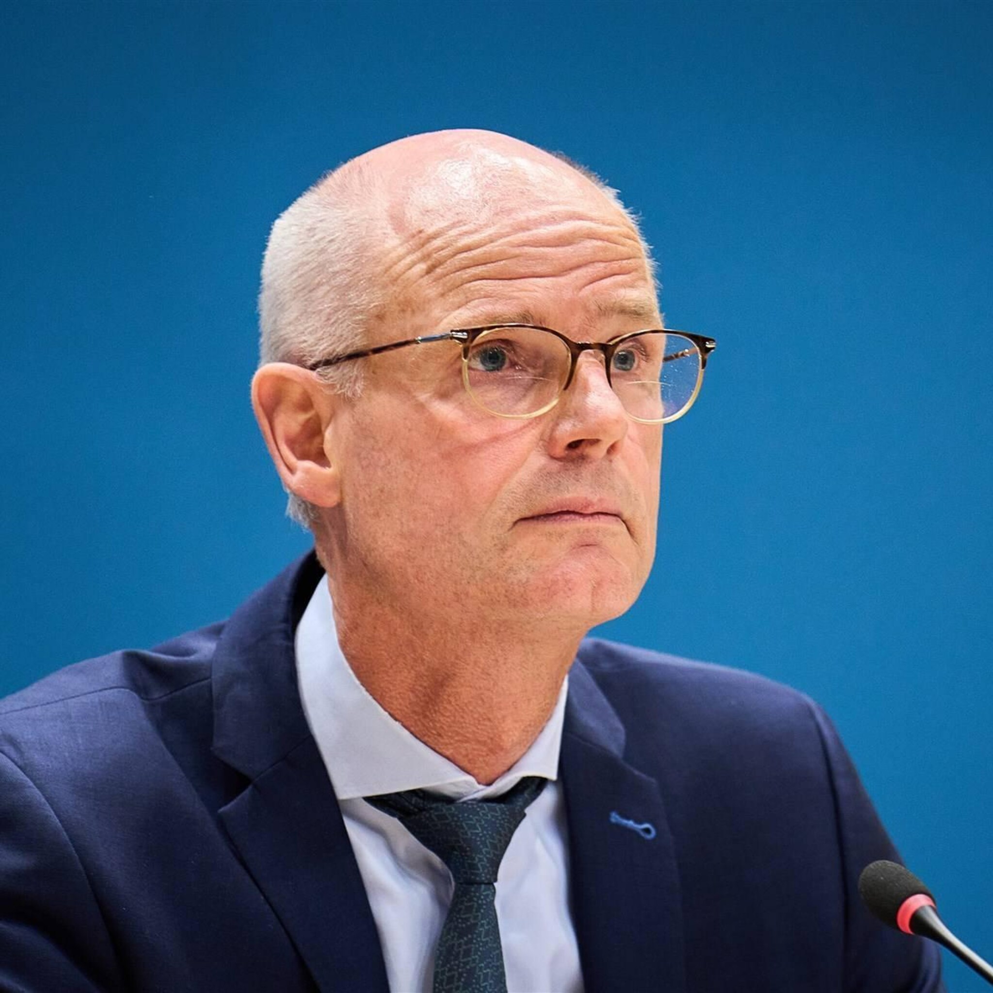 stef blok waarschuwt voor conflicten over coronaherstelplannen