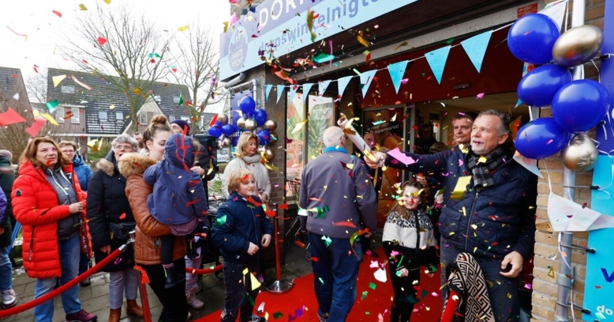 Hoe een klein dorp de enige supermarkt redde: ‘Als er geen winkel is, heb je niks meer’