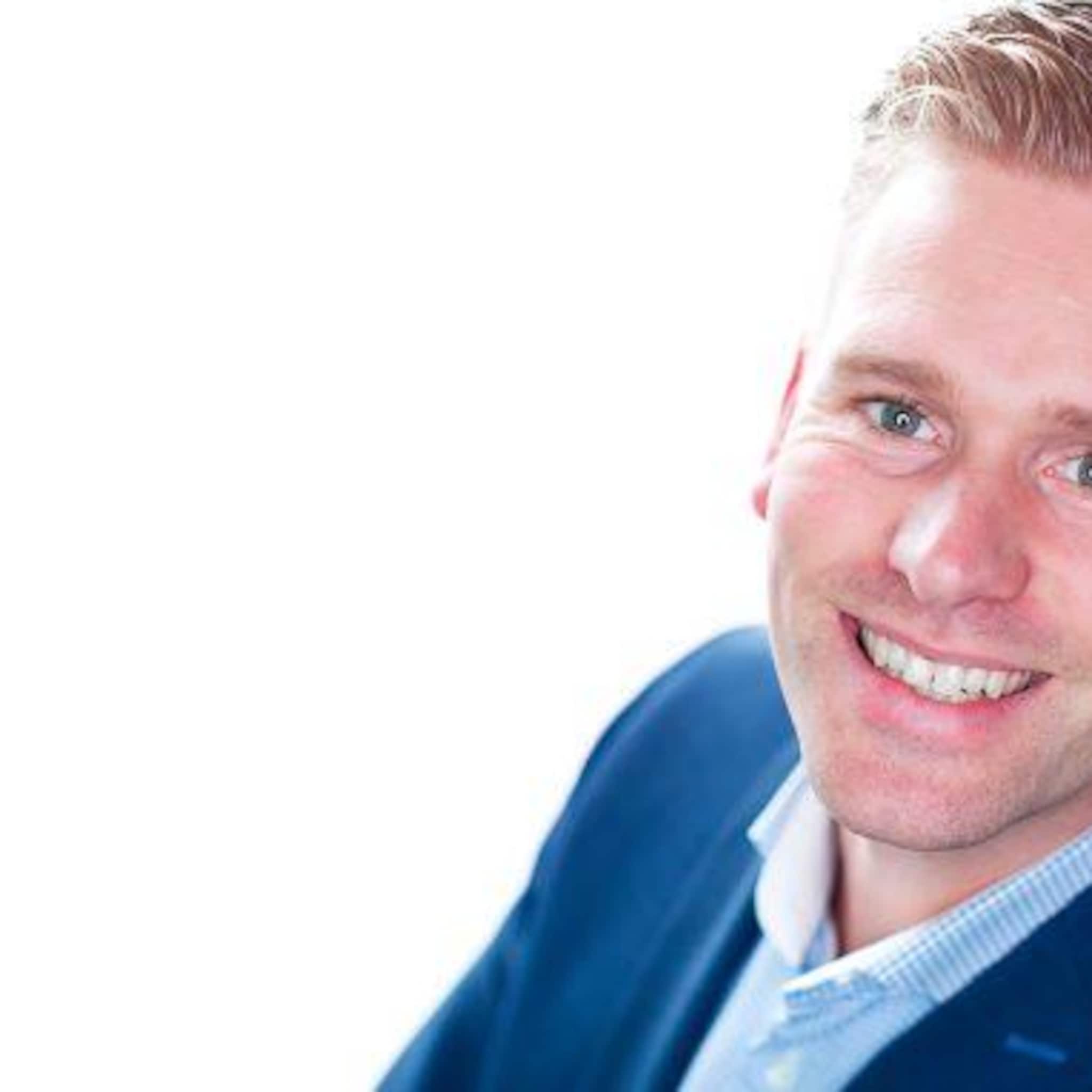arnold mars cfo afas ga niet boven maar tussen je mensen staan
