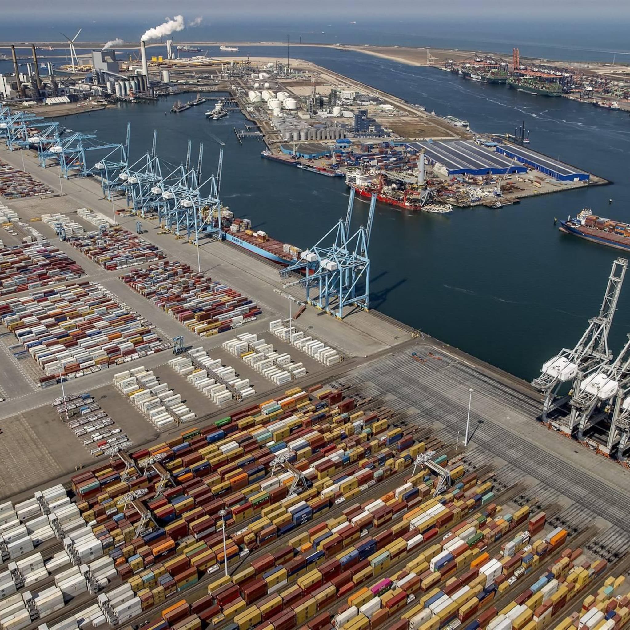 haven rotterdam zoekt duizenden werknemers voor energietransitie