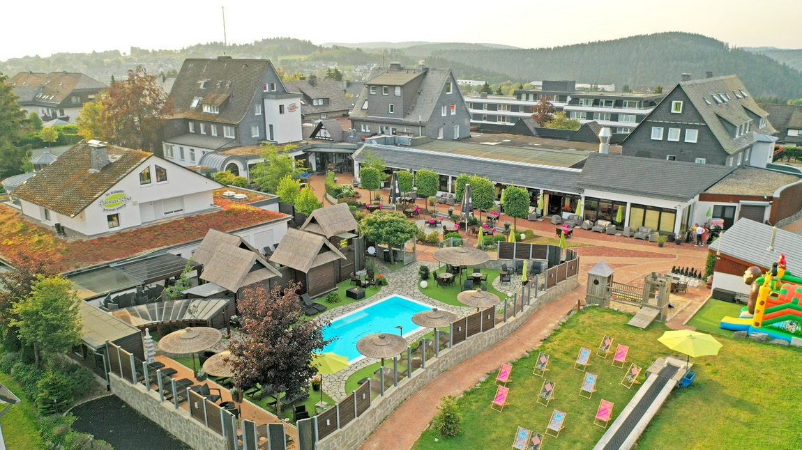Hotel Der Brabander na diverse verbouwingen. Van acht kamers in 1986 naar duizend bedden nu.