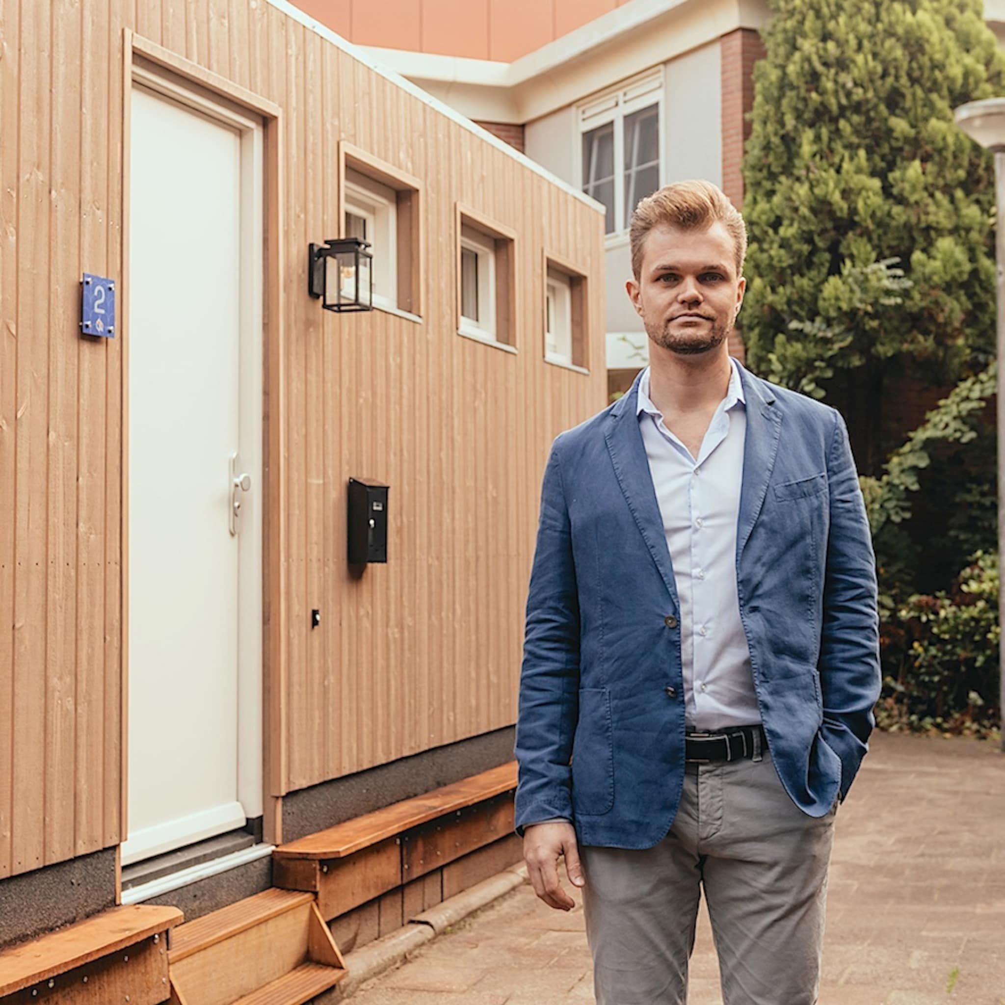 startup van de week microwoning helpt woningzoekenden aan een huis in andermans tuin