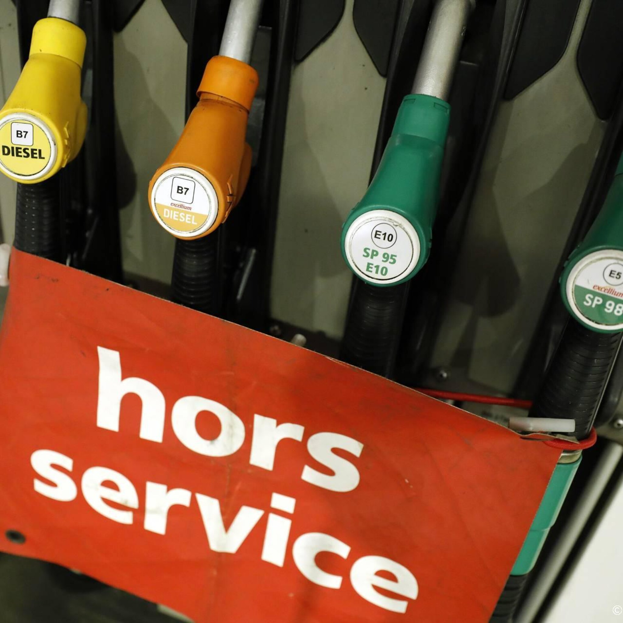 opnieuw dreigt staking in franse olie industrie