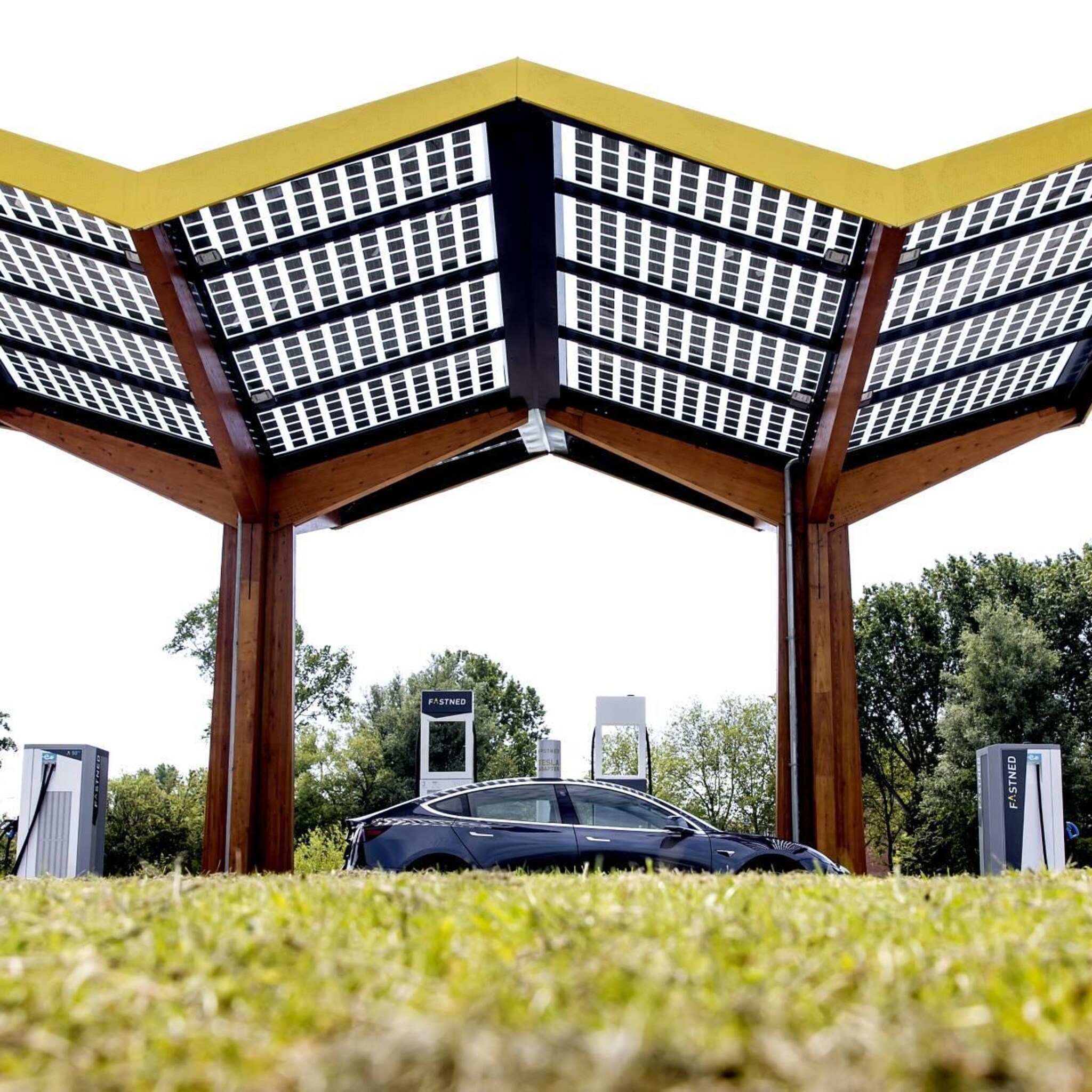 omzet fastned zowat verdriedubbeld door meer elektrische auto s