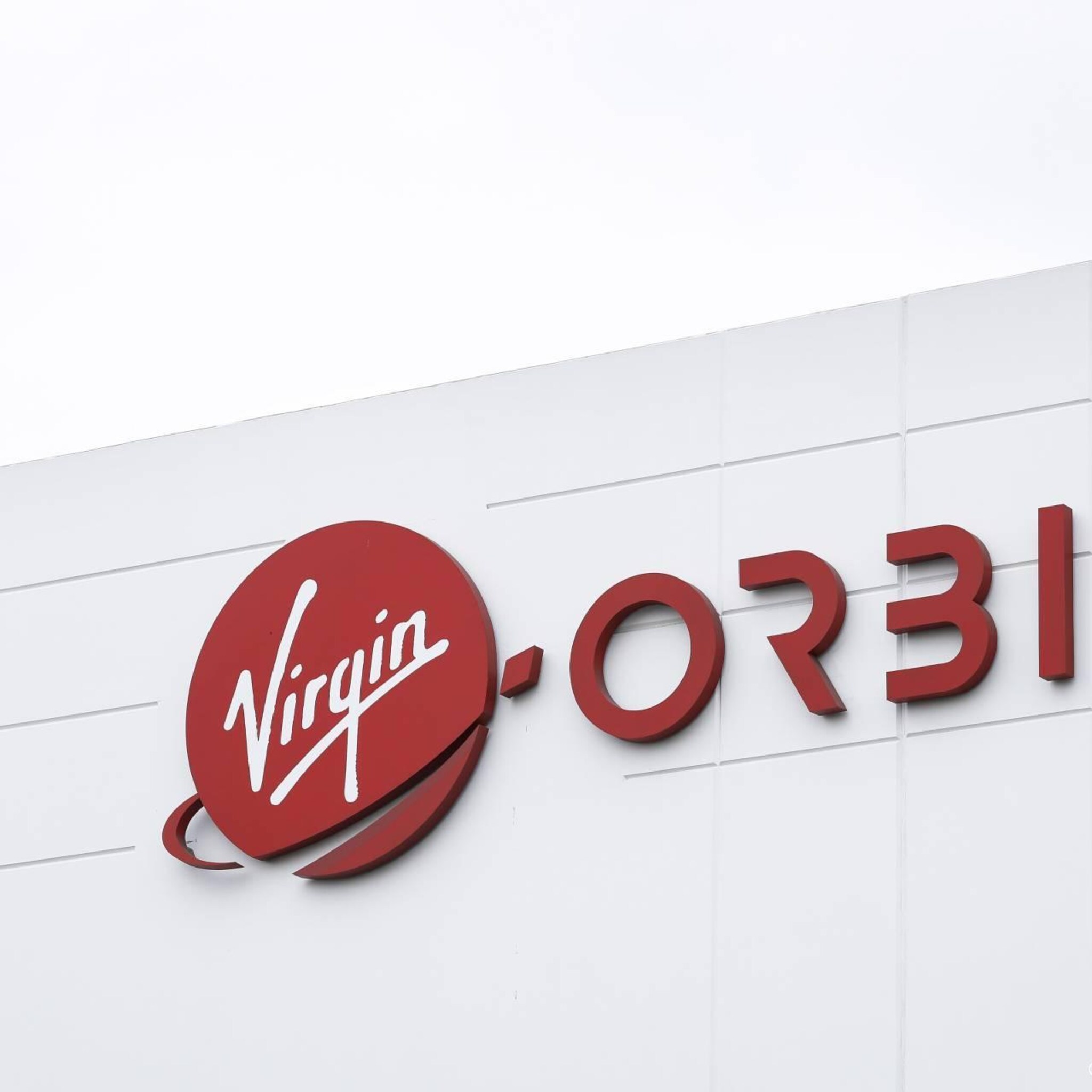 ruimtevaartbedrijf virgin orbit fors omlaag op wall street