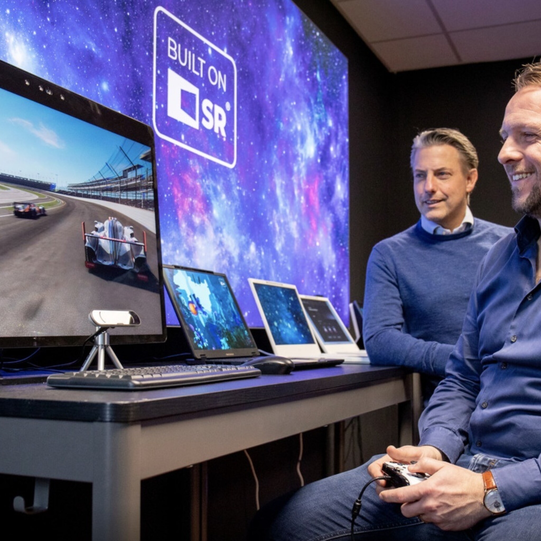 gamen en ontwerpen in 3d zonder speciale bril dat kan dankzij deze technologie uit veldhoven