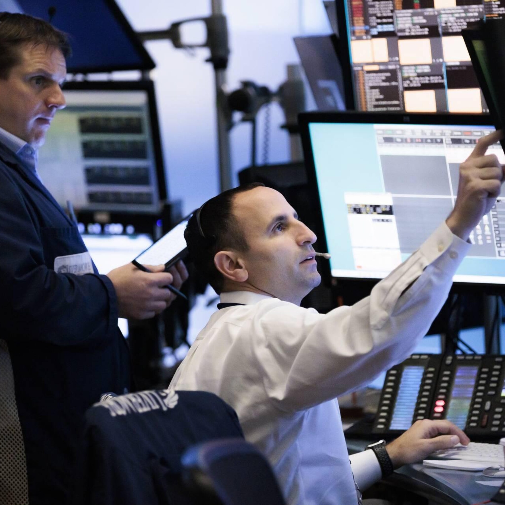 zorgen om coronabesmettingen in china drukken op wall street