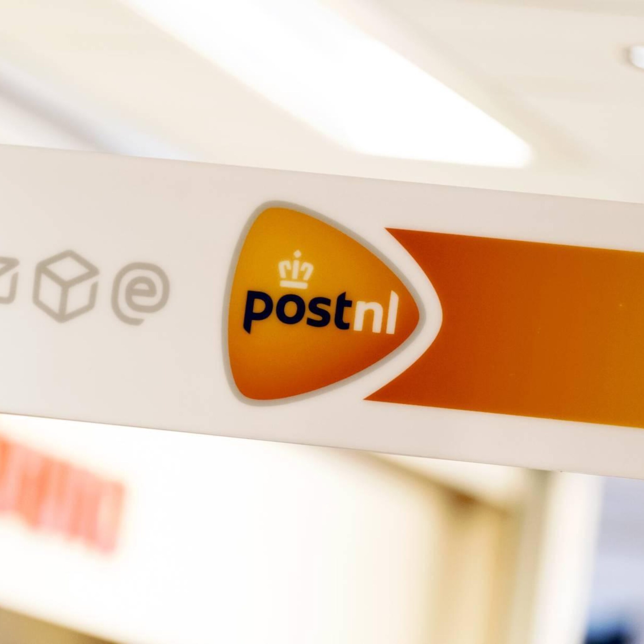 postnl krijgt boete voor late postbezorging niet van tafel
