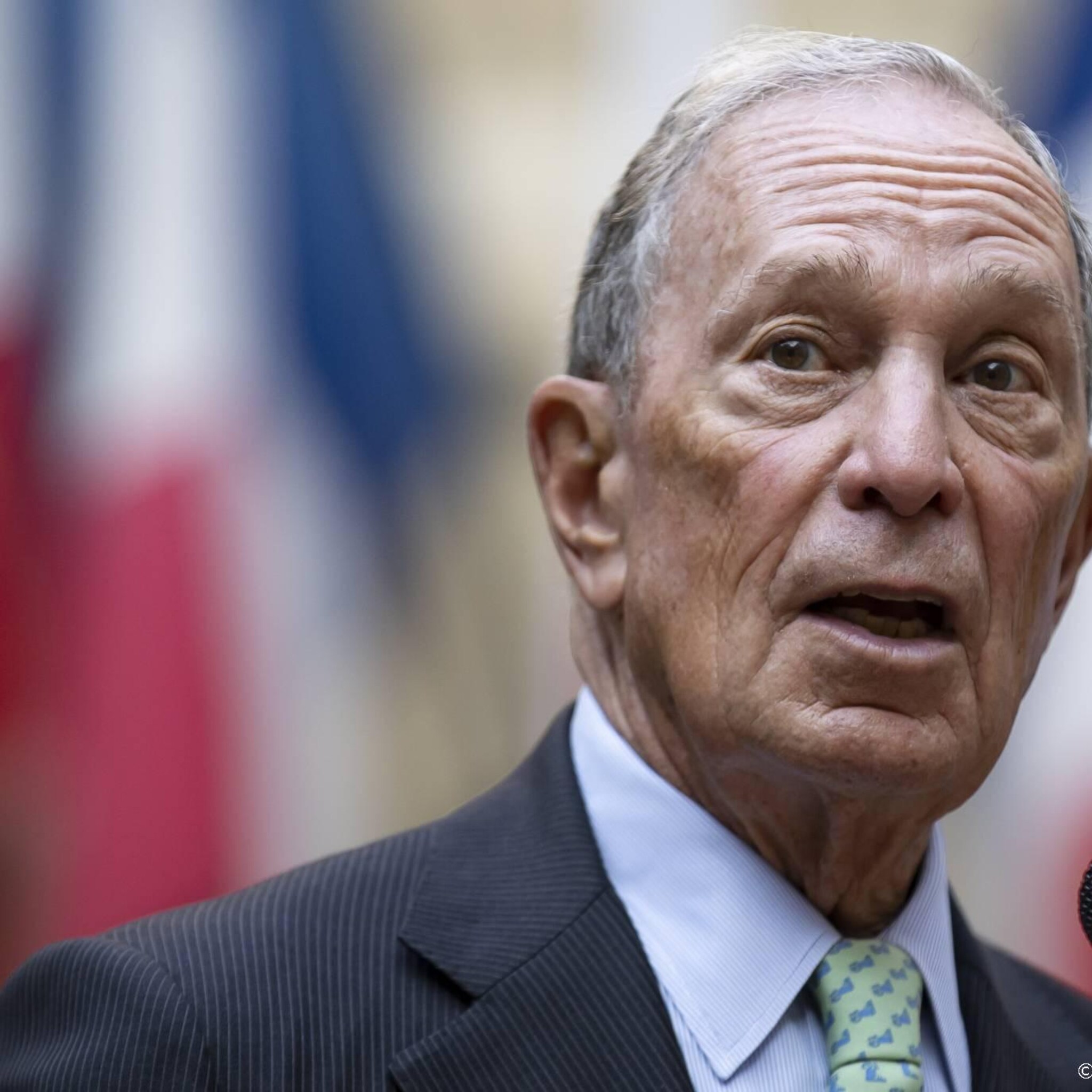 nieuwssite michael bloomberg geinteresseerd in washington post