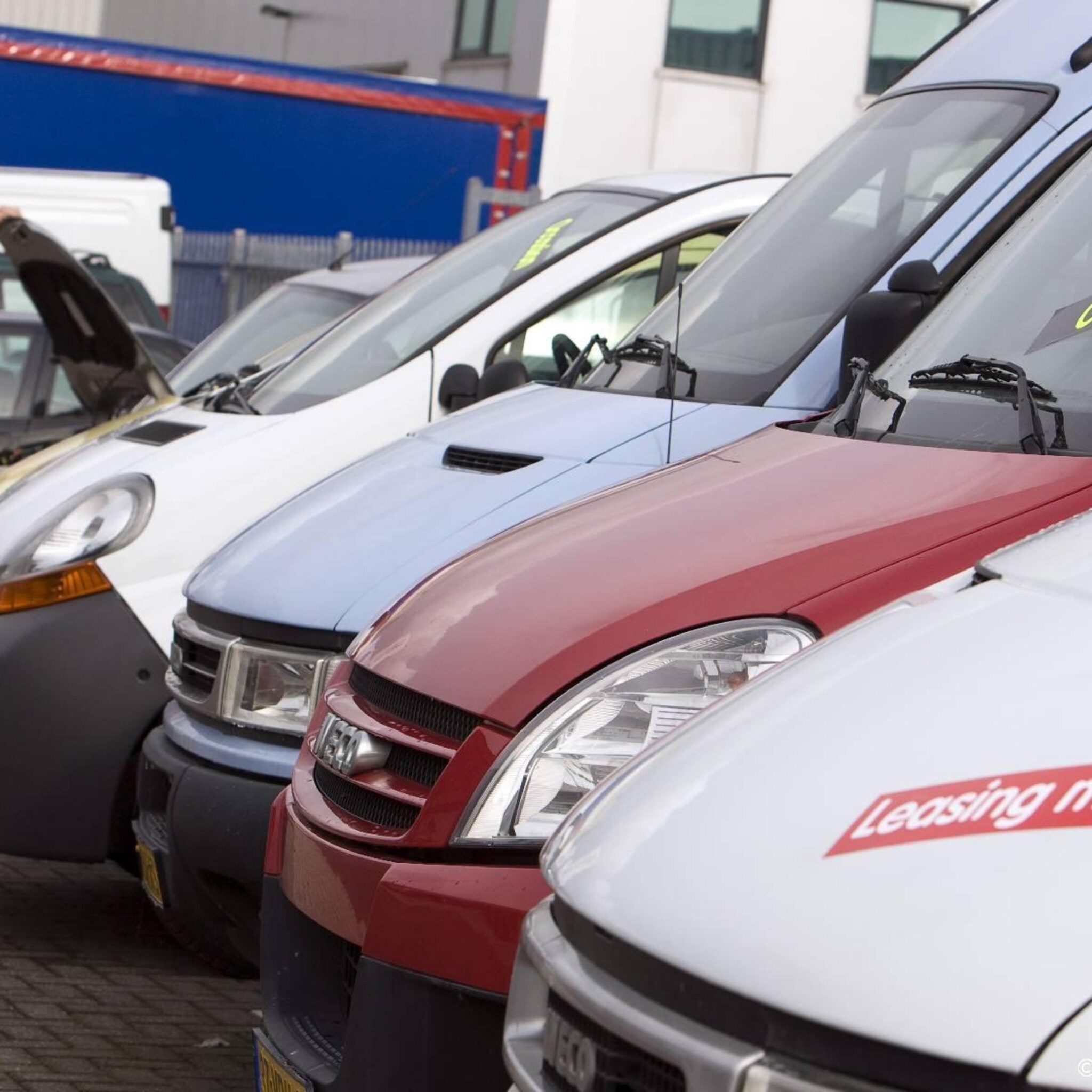verkoop nieuwe bedrijfswagens eu opnieuw gedaald in november