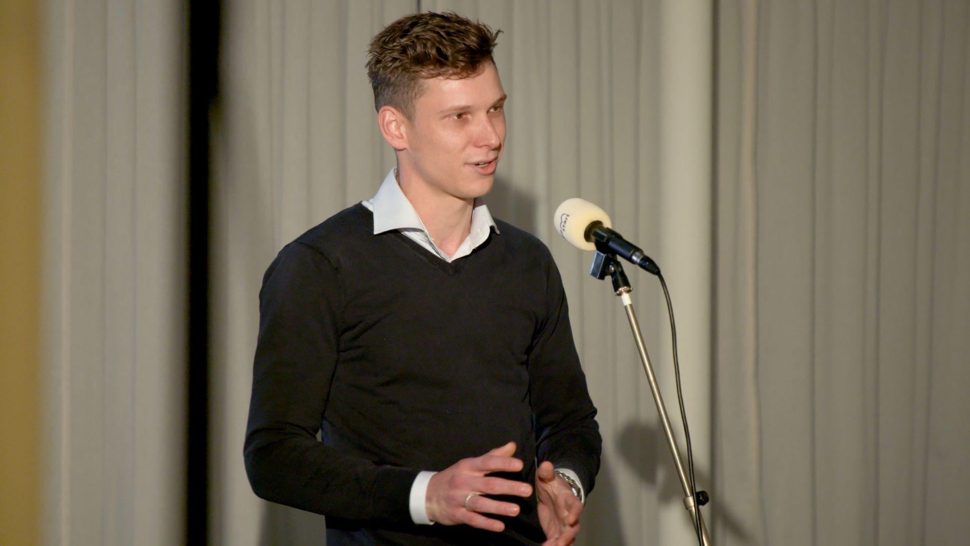 Ben Wauben pitcht zijn businessplan voor de jury.