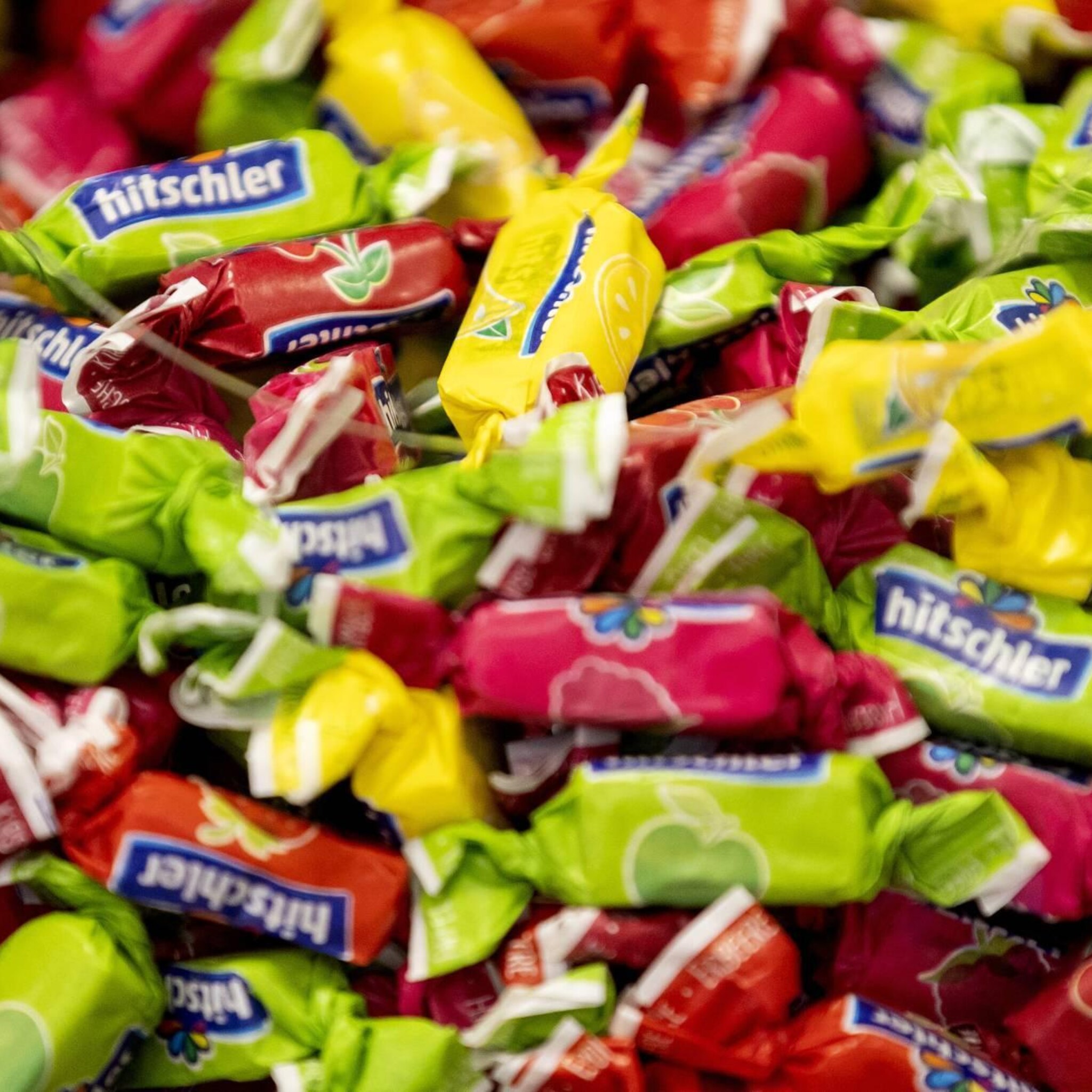 stimorol en bubblicious in handen van bedrijf achter fruittella
