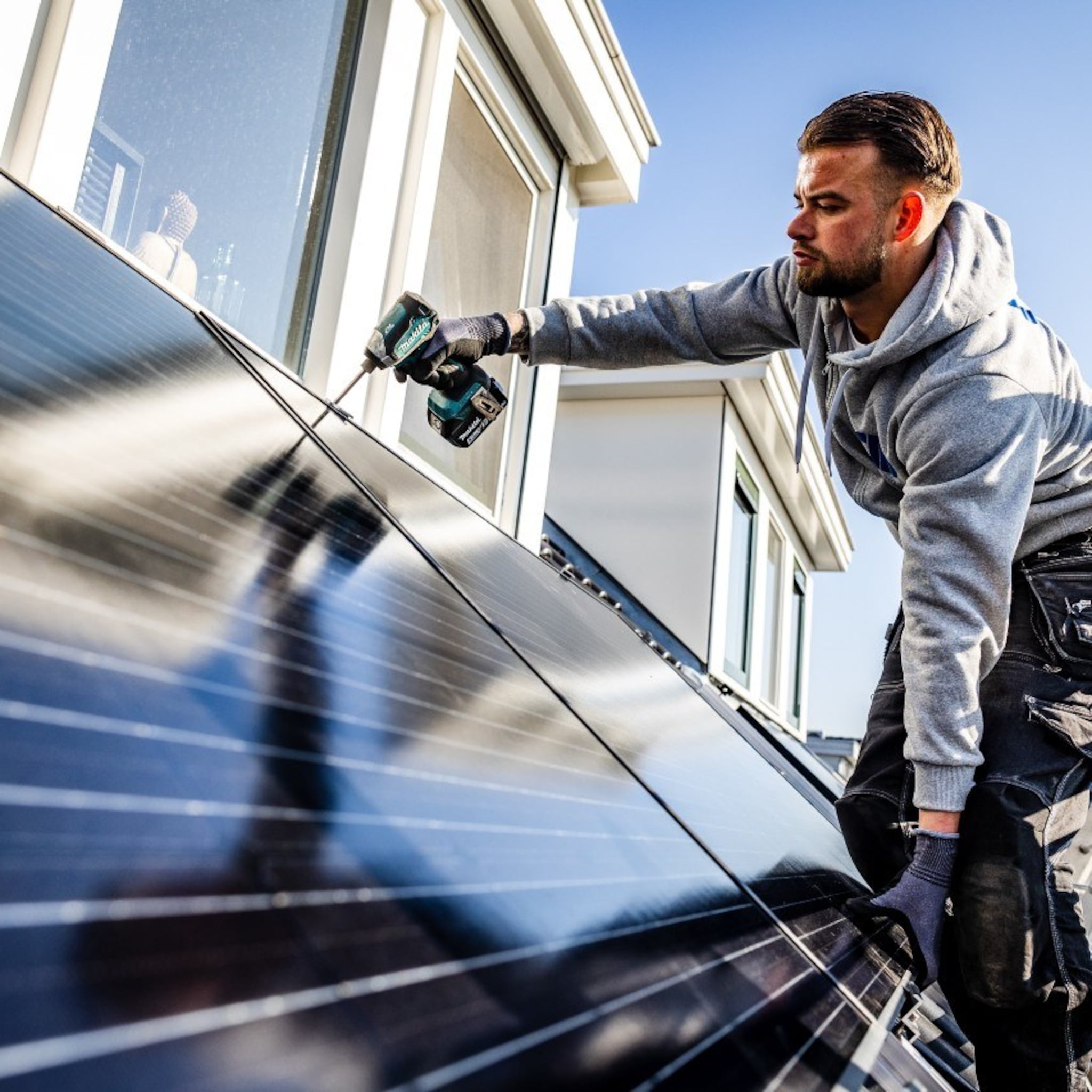 intussen 1600 installateurs twee miljoen huizen hebben nu zonnepanelen op het dak