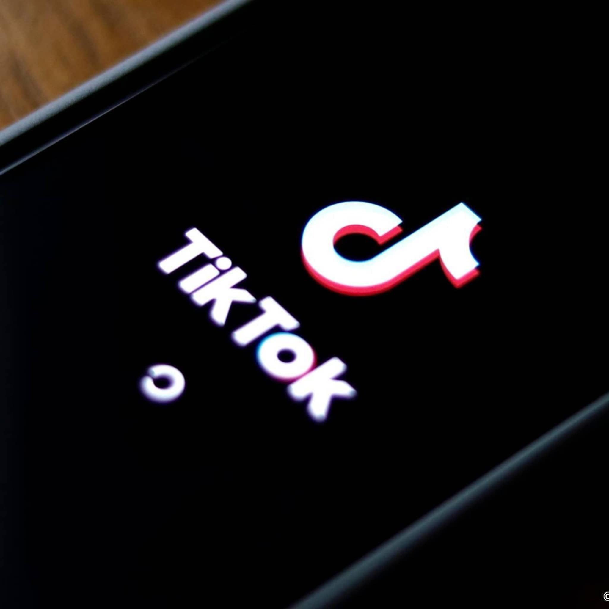 senaat vs stemt in met weren tiktok van werktelefoons ambtenaren