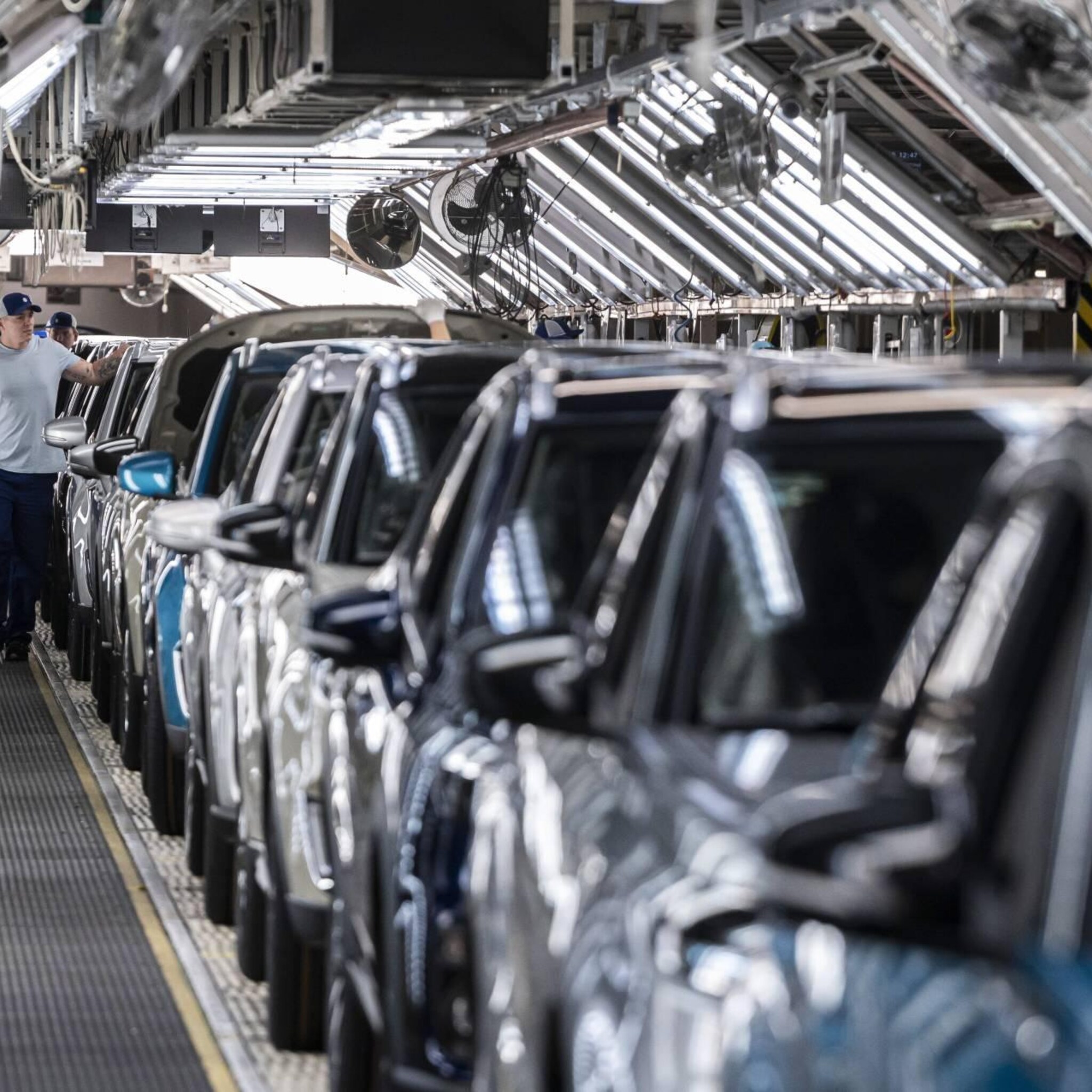 voor vierde maand op rij meer nieuwe auto s verkocht in eu