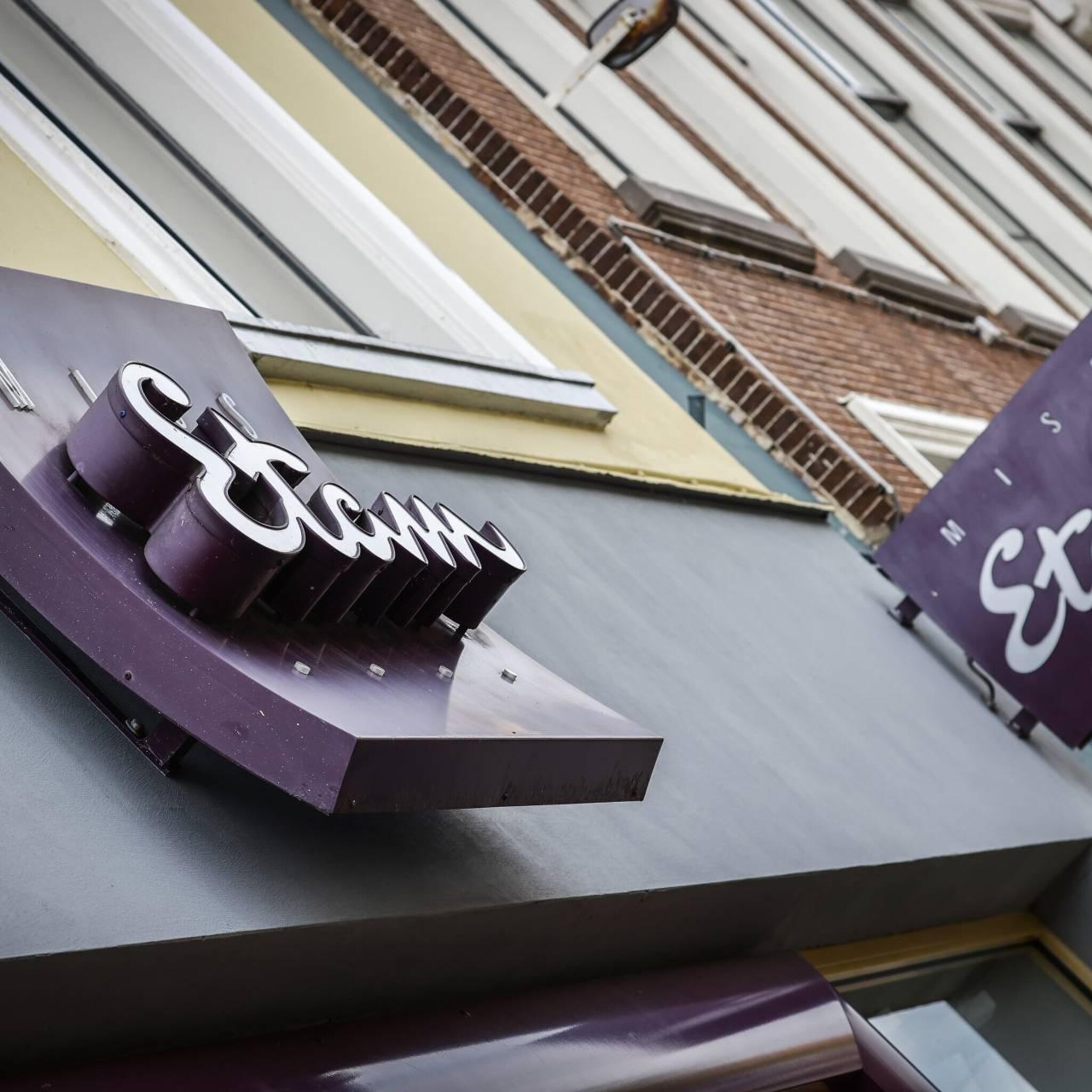 curator stelt eigenaar aansprakelijk rond bankroet miss etam