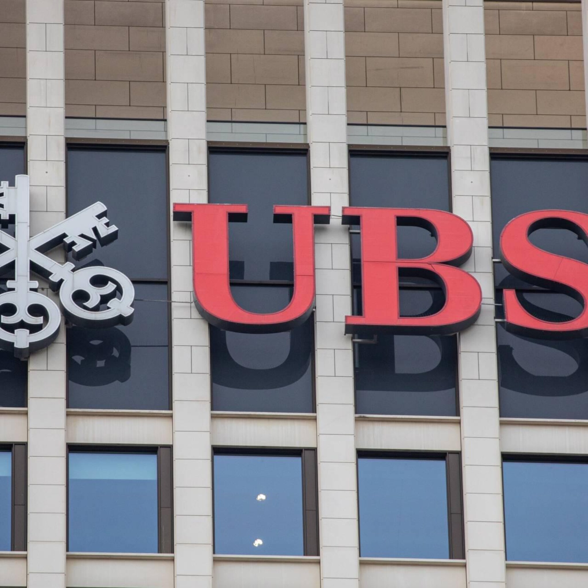 aantal miljardairs gedaald in 2022 volgens zwitserse bank ubs