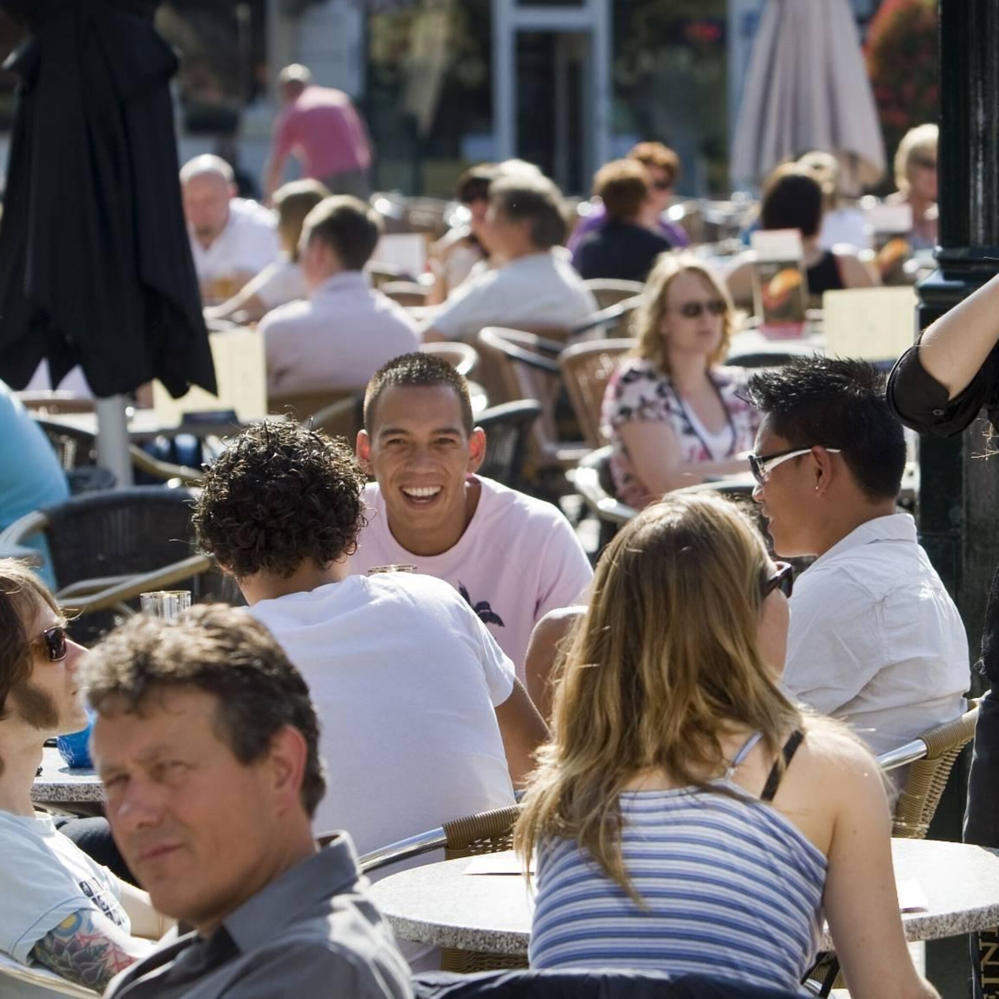 abn amro baan in horeca minder populair bij jongeren