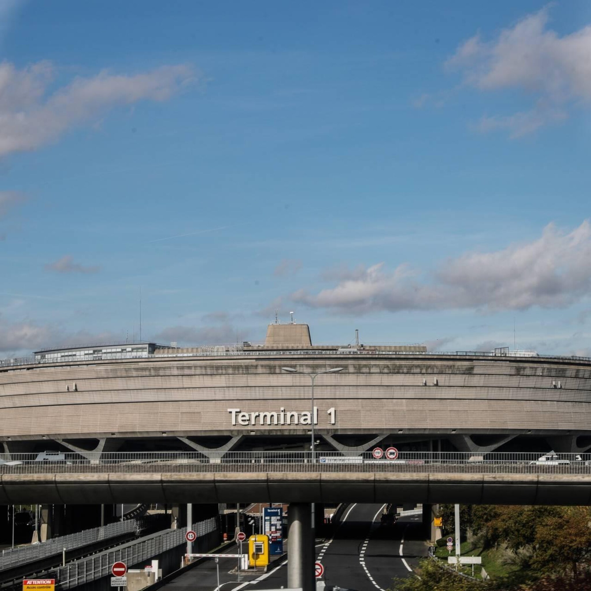 schiphol group verkoopt resterende aandelen aeroports des paris