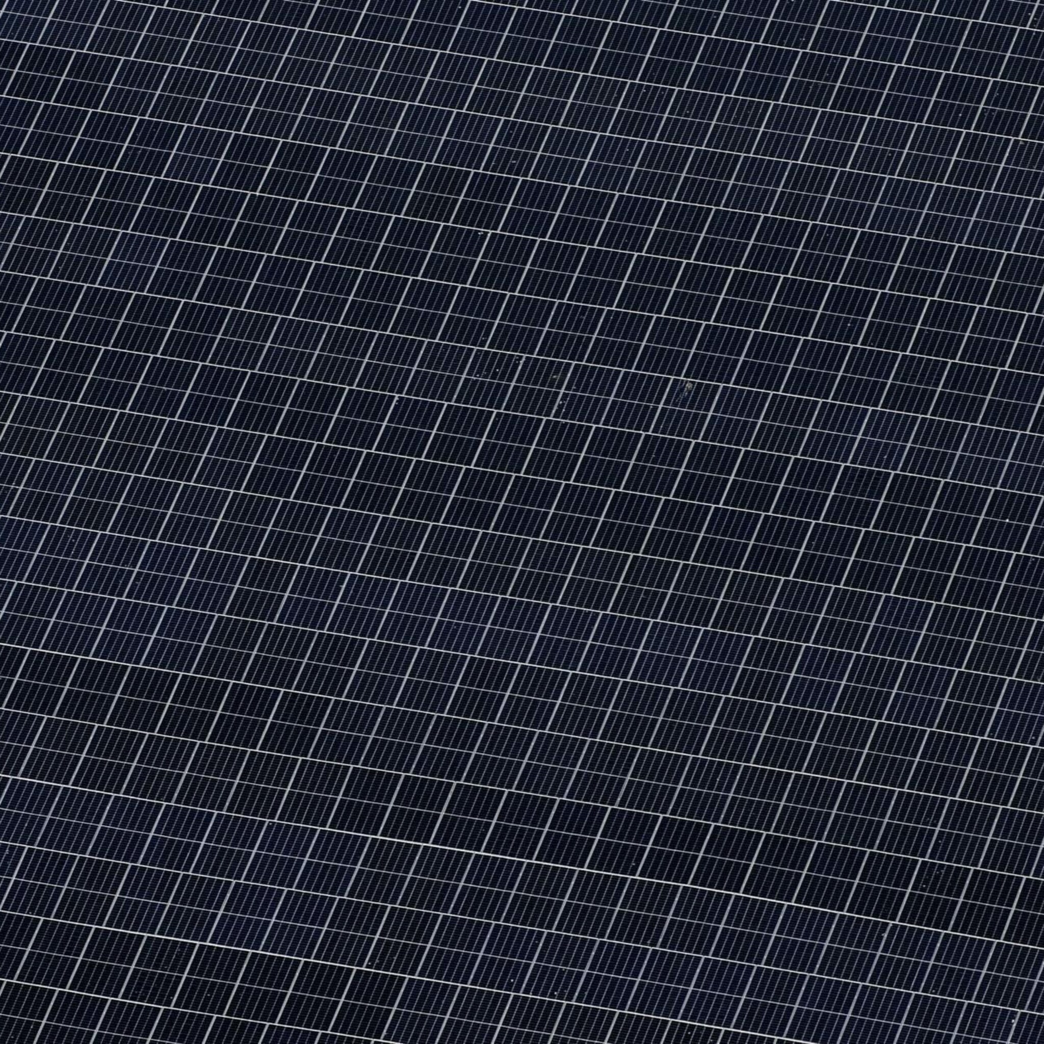 enel breidt zonnepanelenfabriek op sicilie fors uit