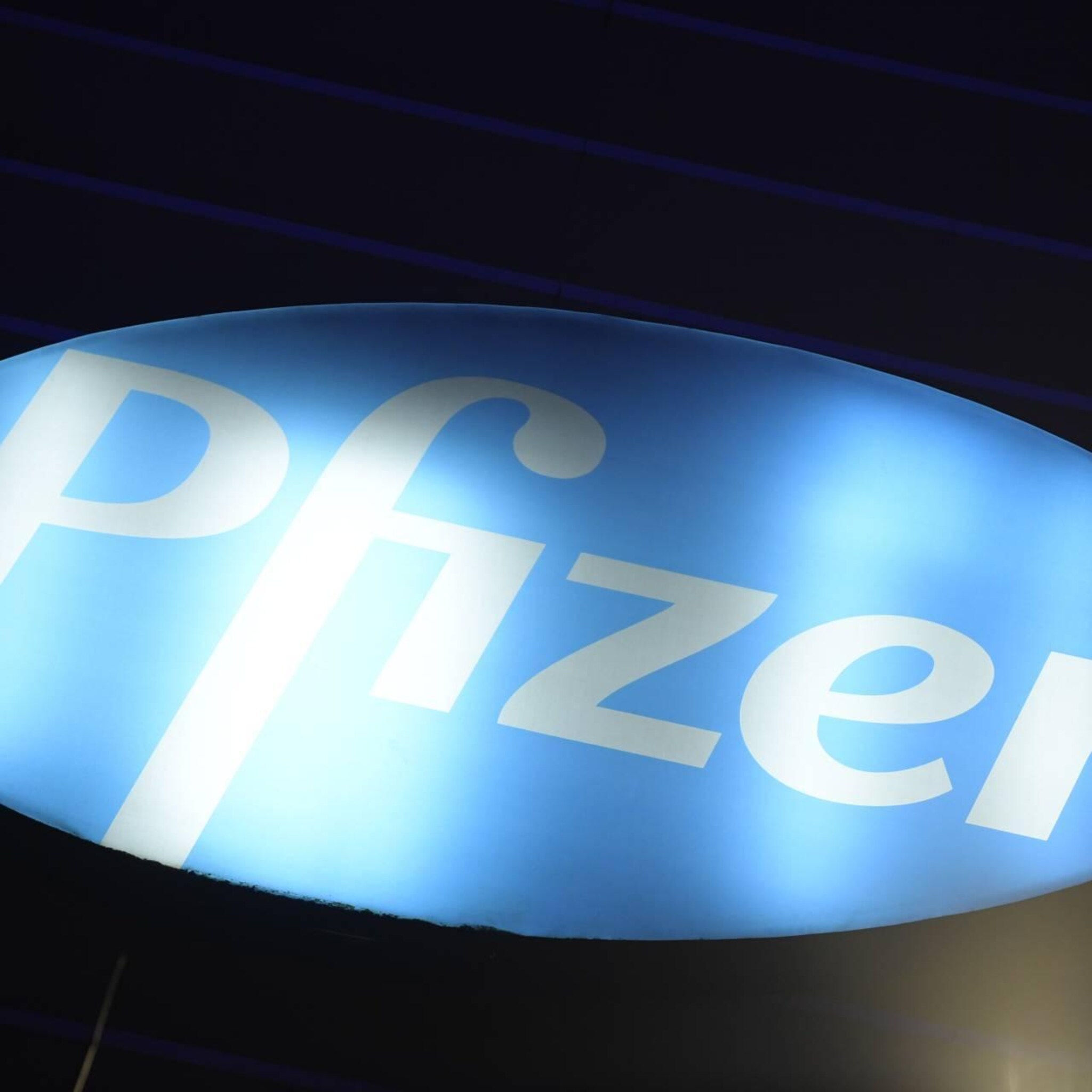 farmareus pfizer pompt 1 2 miljard euro in belgische fabriek