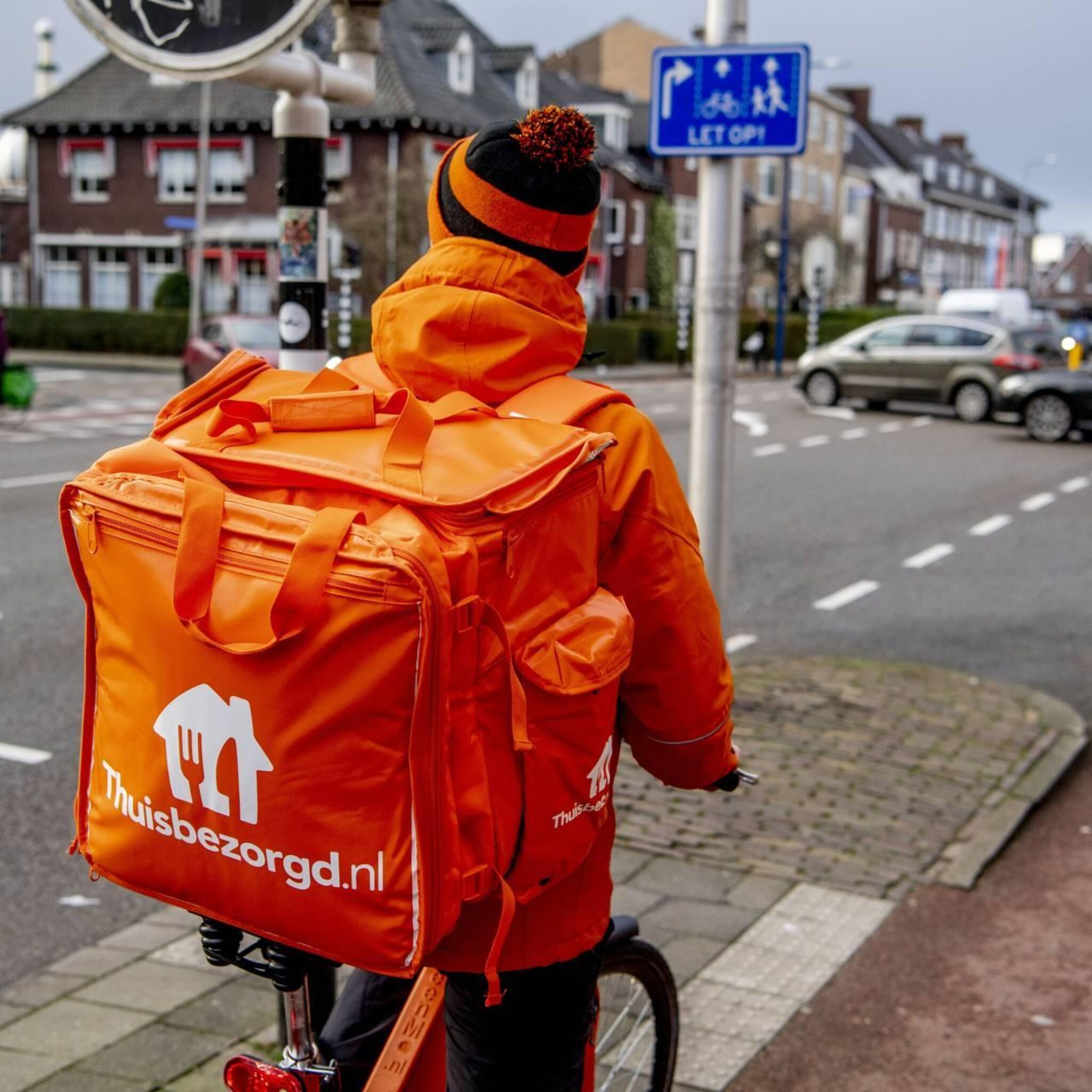 thuisbezorgd eigenaar just eat takeaway koploper in lagere aex