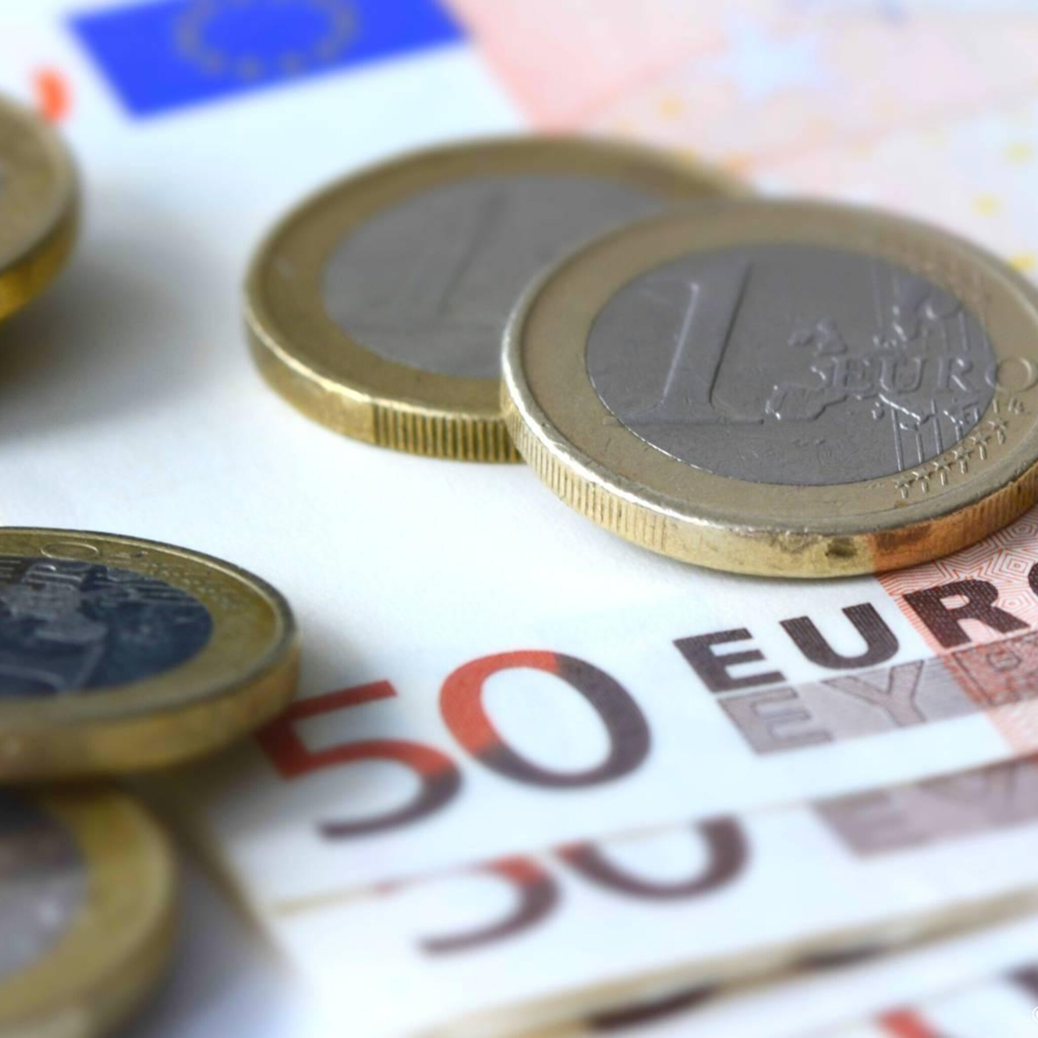 nlinvesteert krijgt vergunning van afm belegger beter beschermd