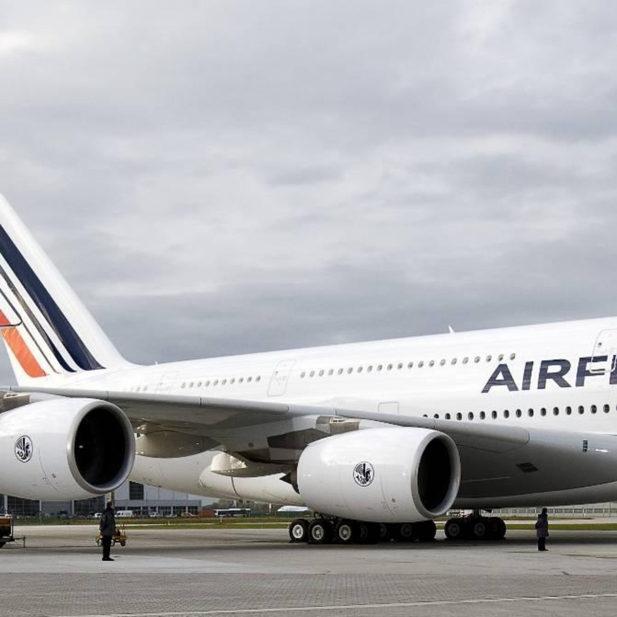 air france steward wint jarenlange rechtszaak over dreadlocks
