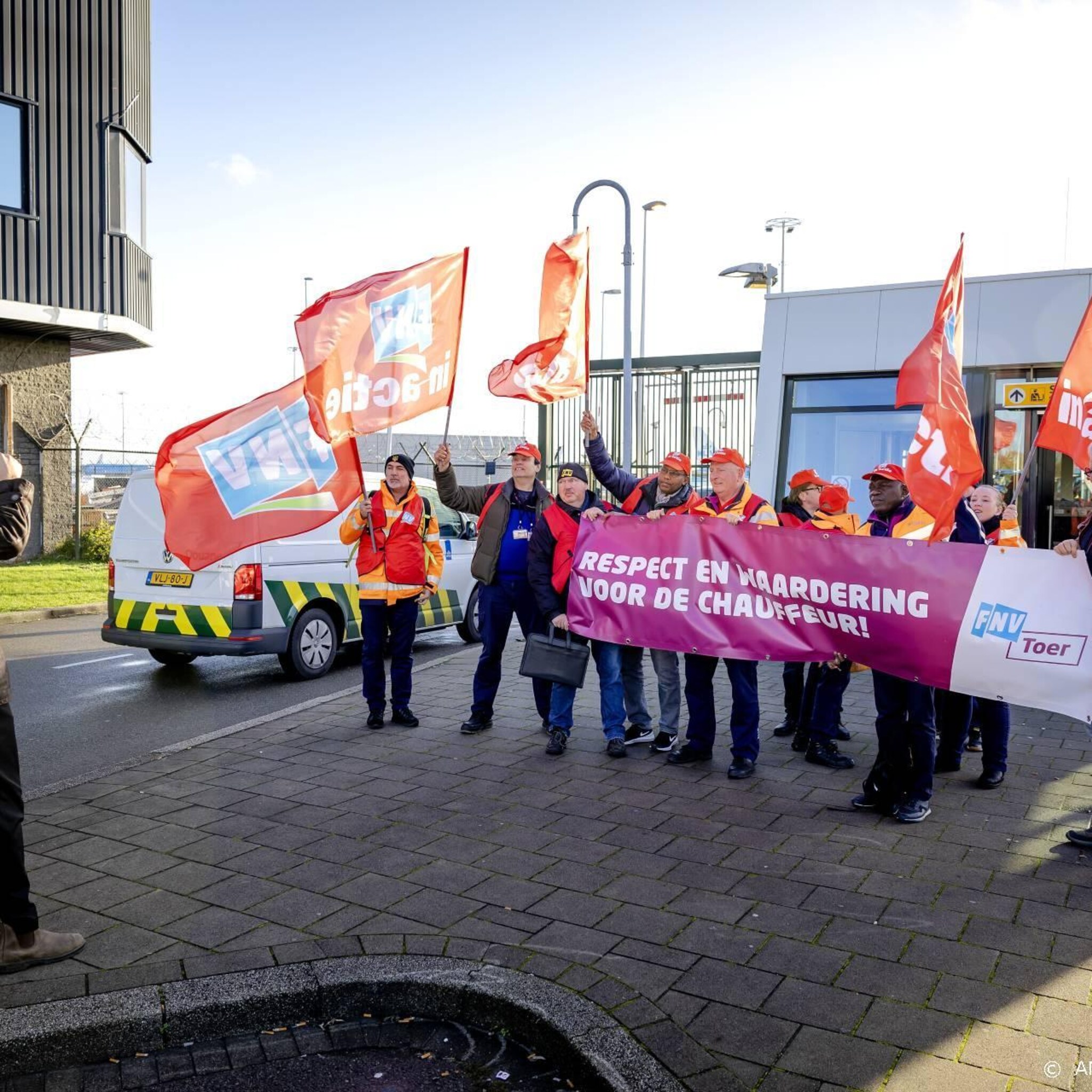 staking buschauffeurs op schiphol deert passagiers niet