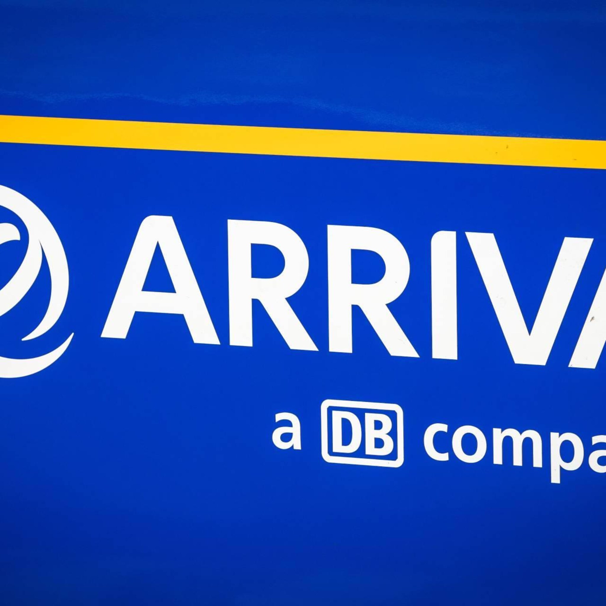 touringcarchauffeurs arriva op schiphol gaan staken