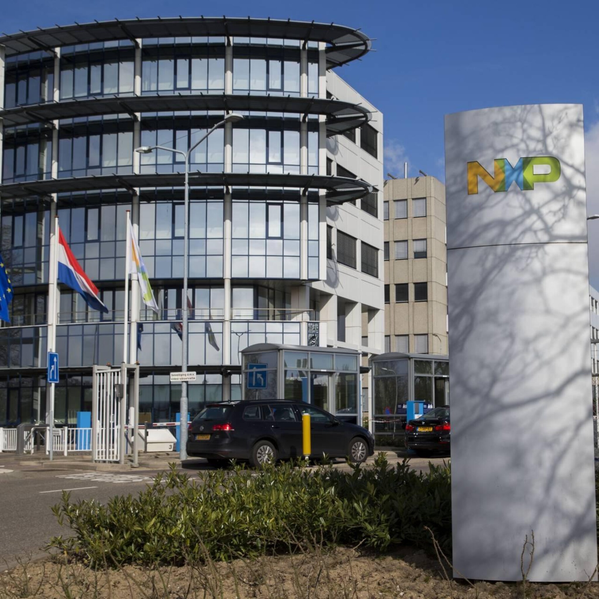 personeel nxp krijgt 7 procent meer loon en eenmalige bonus