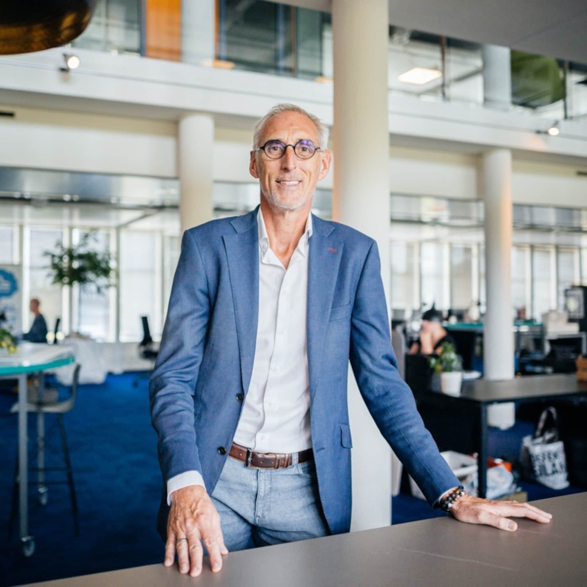 blauwhoed projectontwikkelaar met oog voor gezondheid en geluk van bewoners