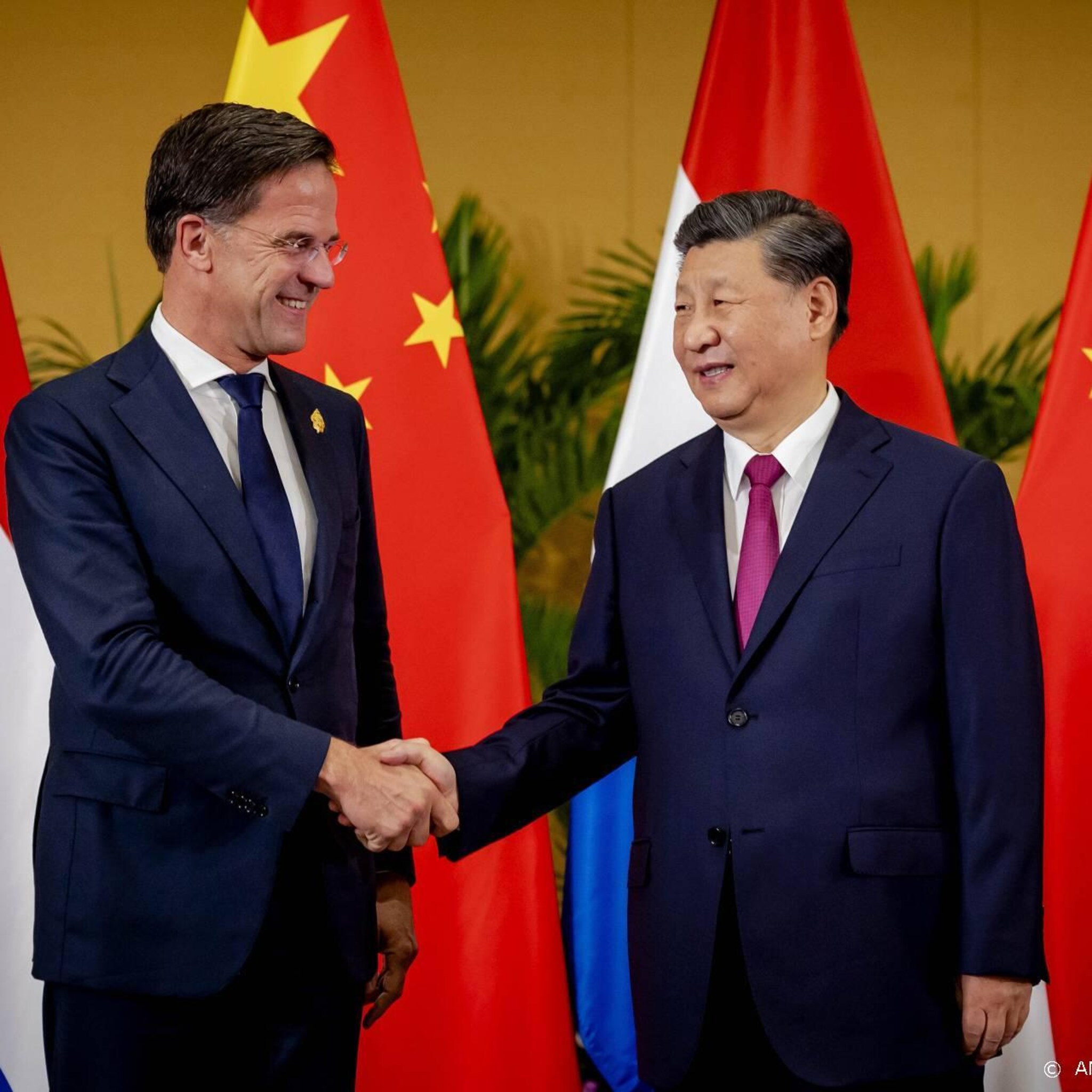 xi waarschuwt rutte voor breuk tussen europa en china