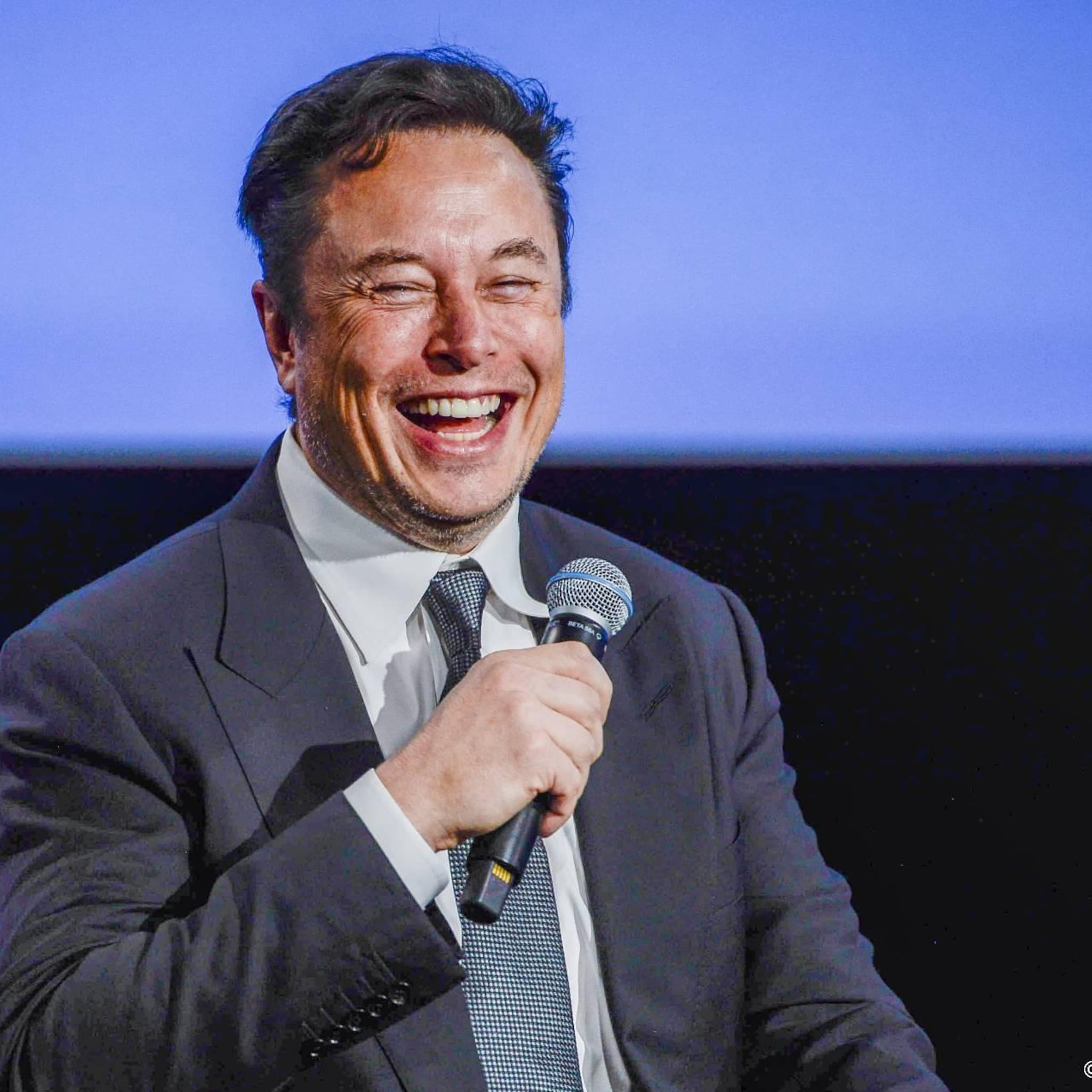 tesla bestuurslid verdedigt miljardenbonus voor elon musk