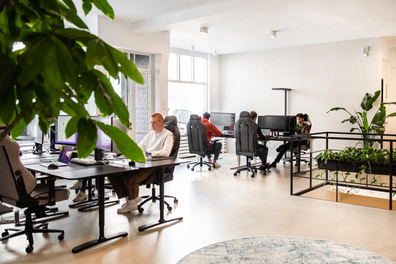 Global disruptor in custom development. Beeld: Flatline Agency